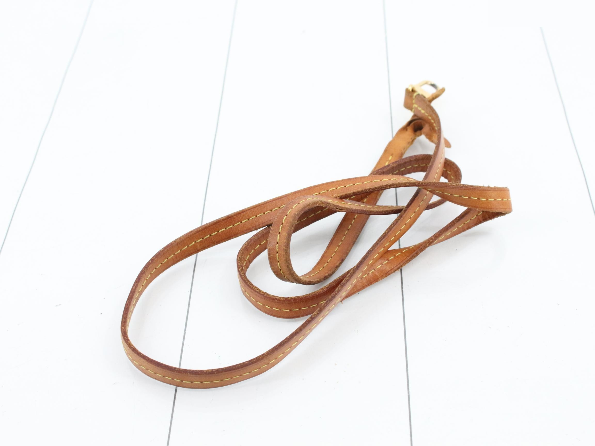 M40718 Monogram Favorite MM 2-Way Shoulder Bag — view 7