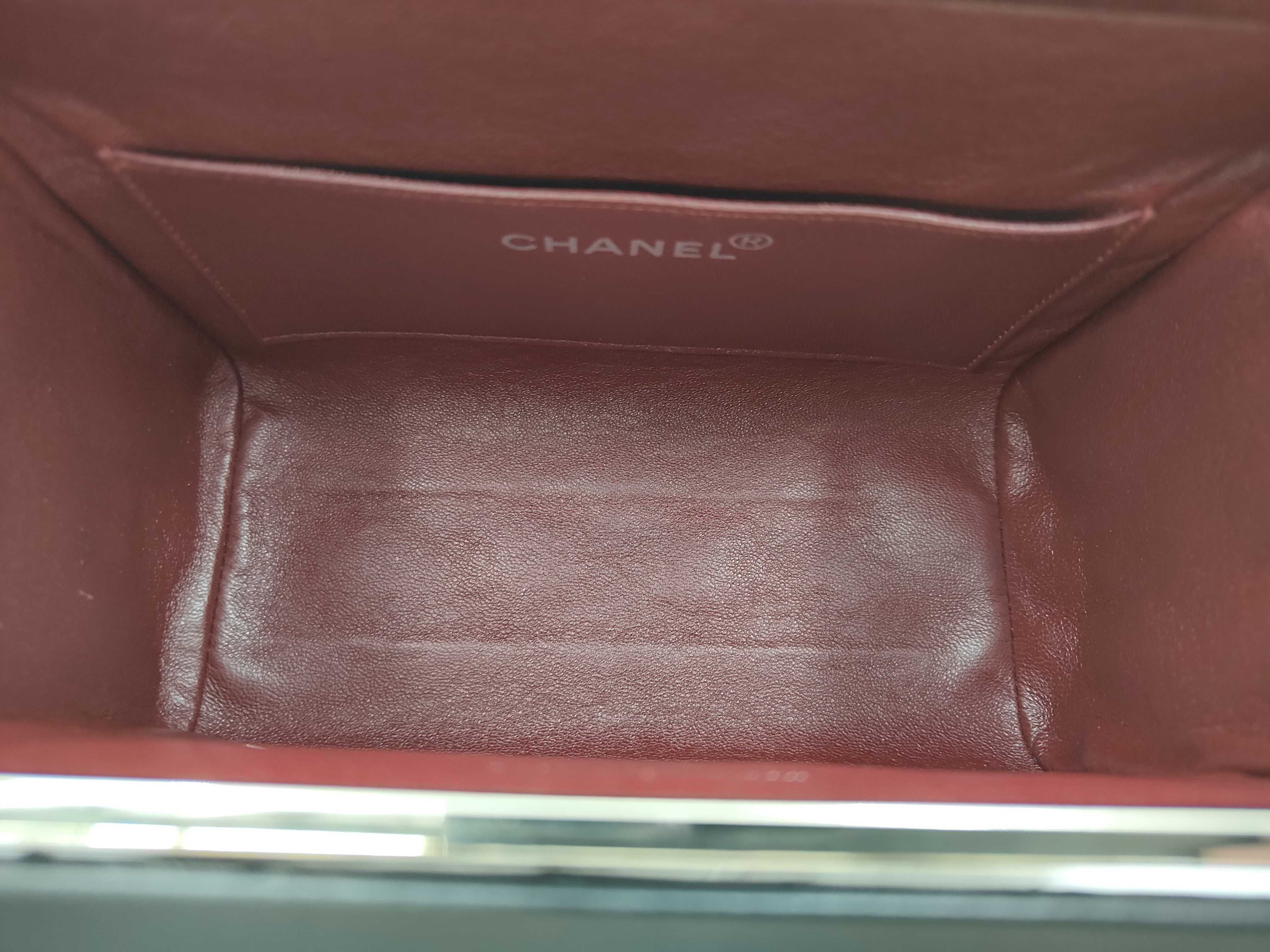 Matelassé Handbag, Black, Series 4 — view 9