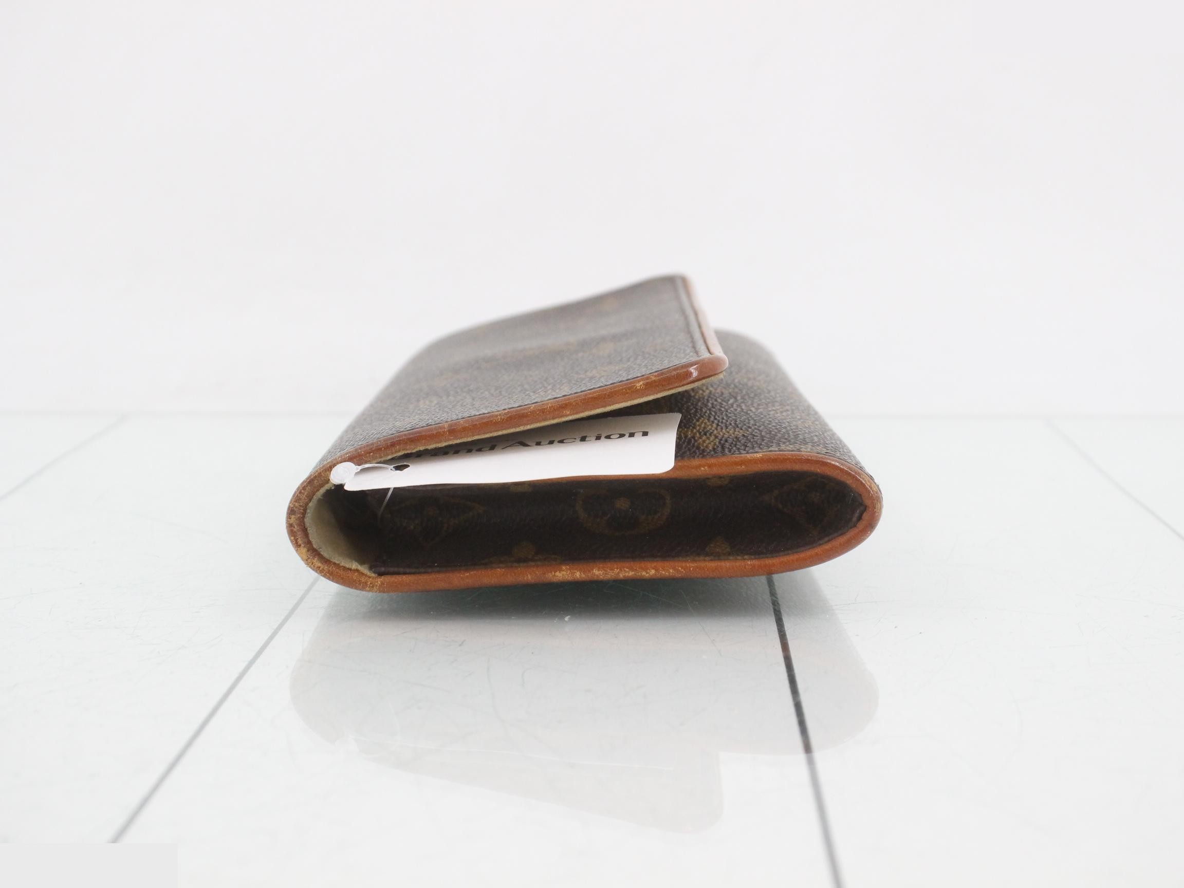 Pochette Twin GM with shoulder strap — view 4