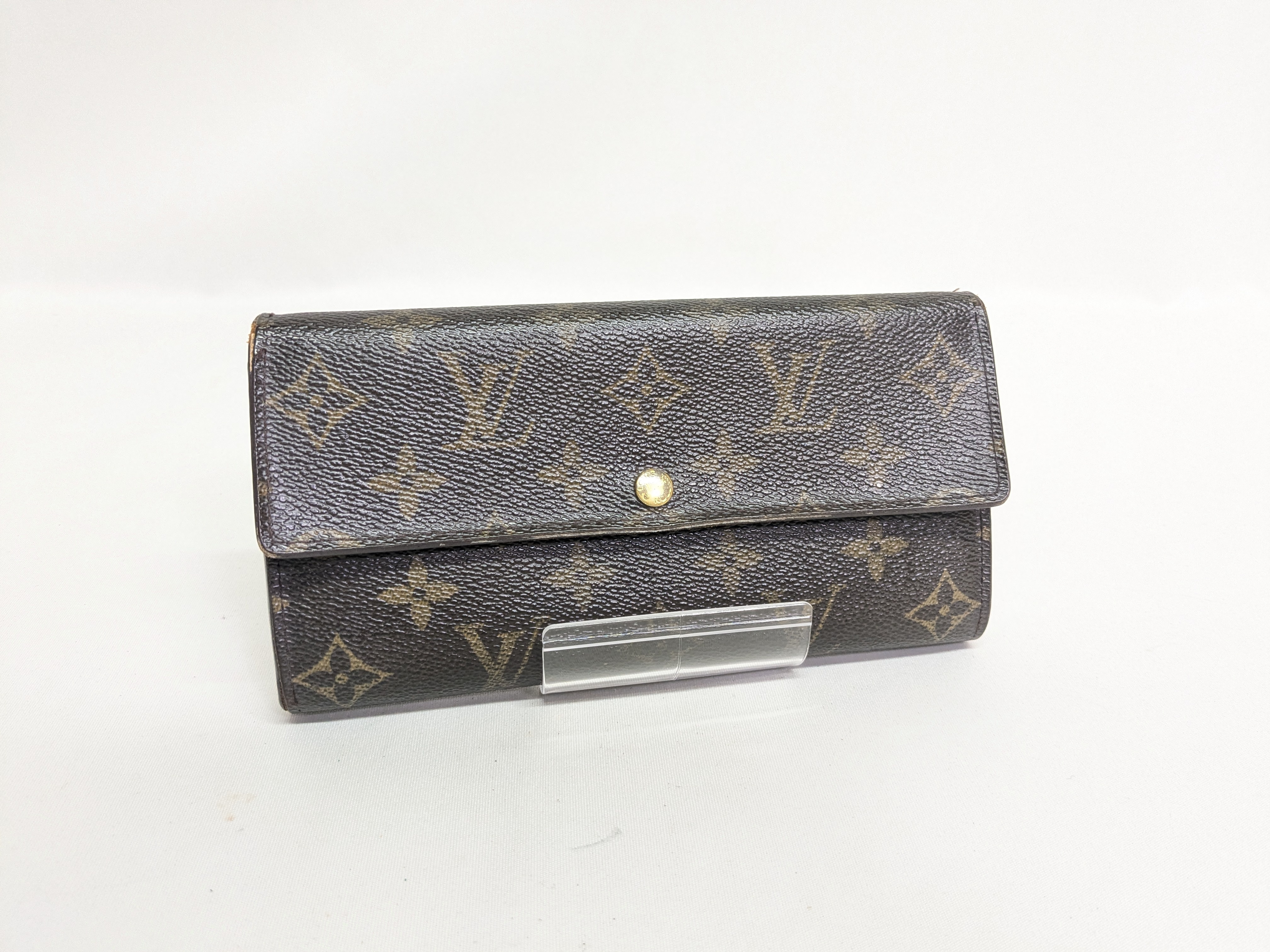 LV Monogram Sarah Wallet — view 2