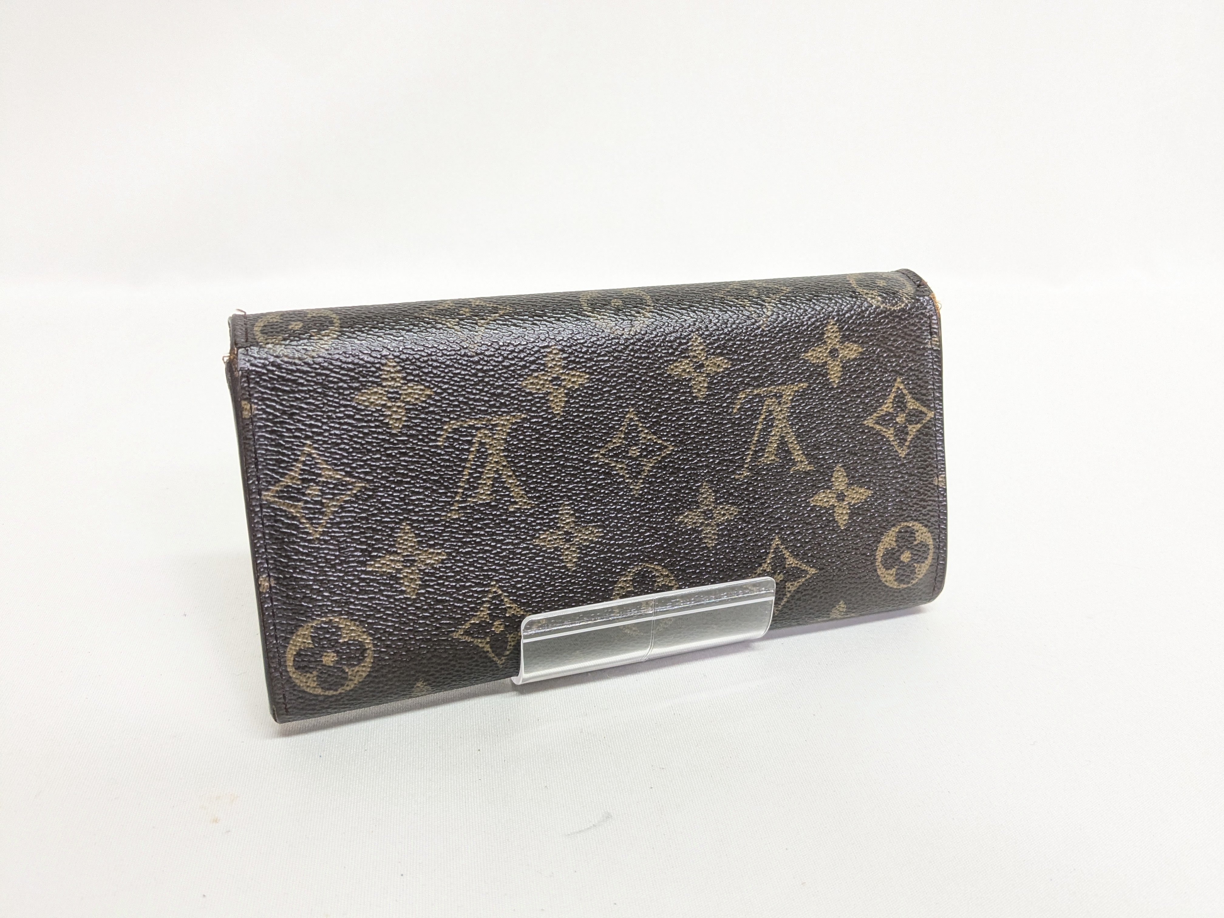 LV Monogram Sarah Wallet — view 3