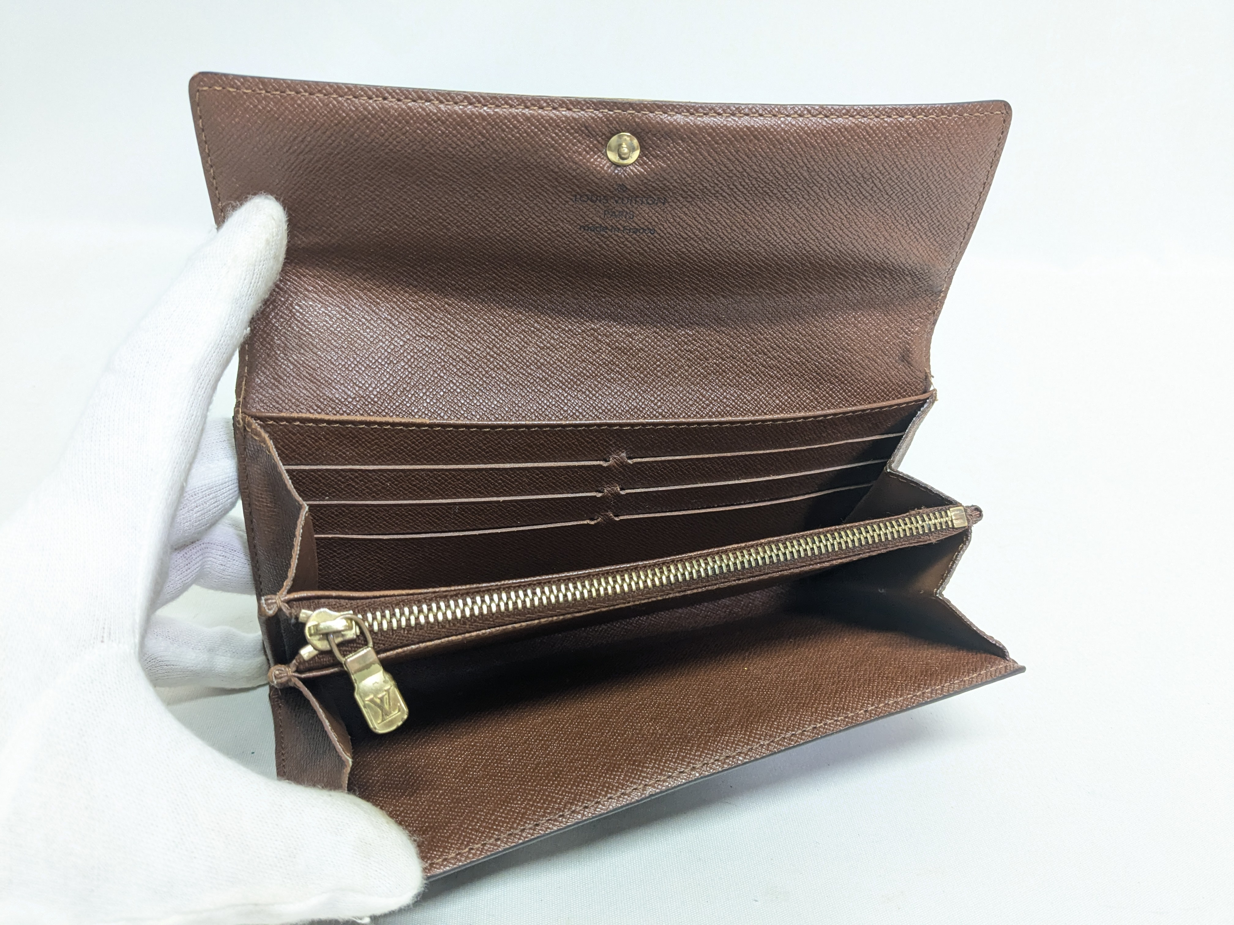 LV Monogram Sarah Wallet — view 7