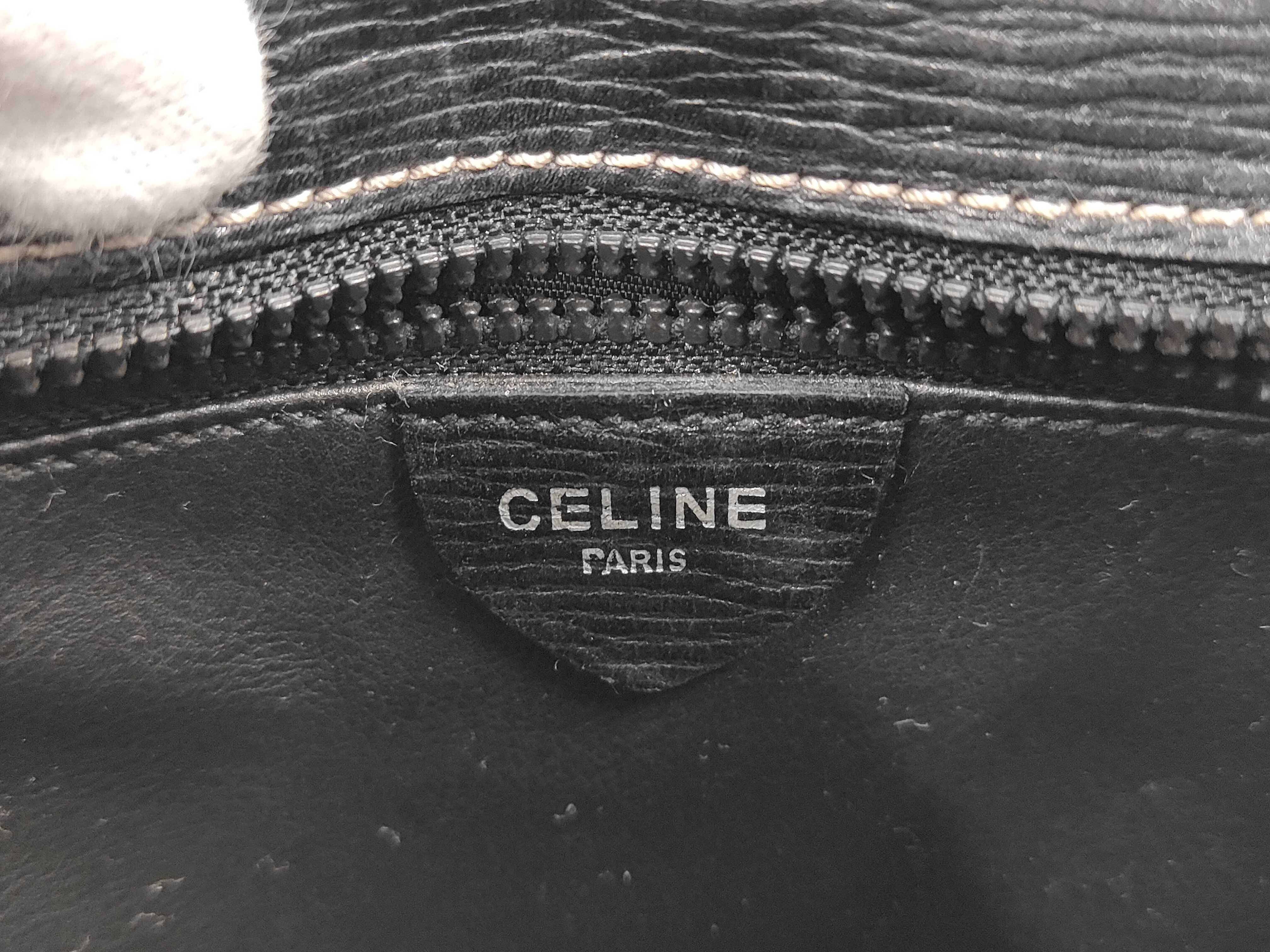 Circle Logo Leather Shoulder Bag — view 9