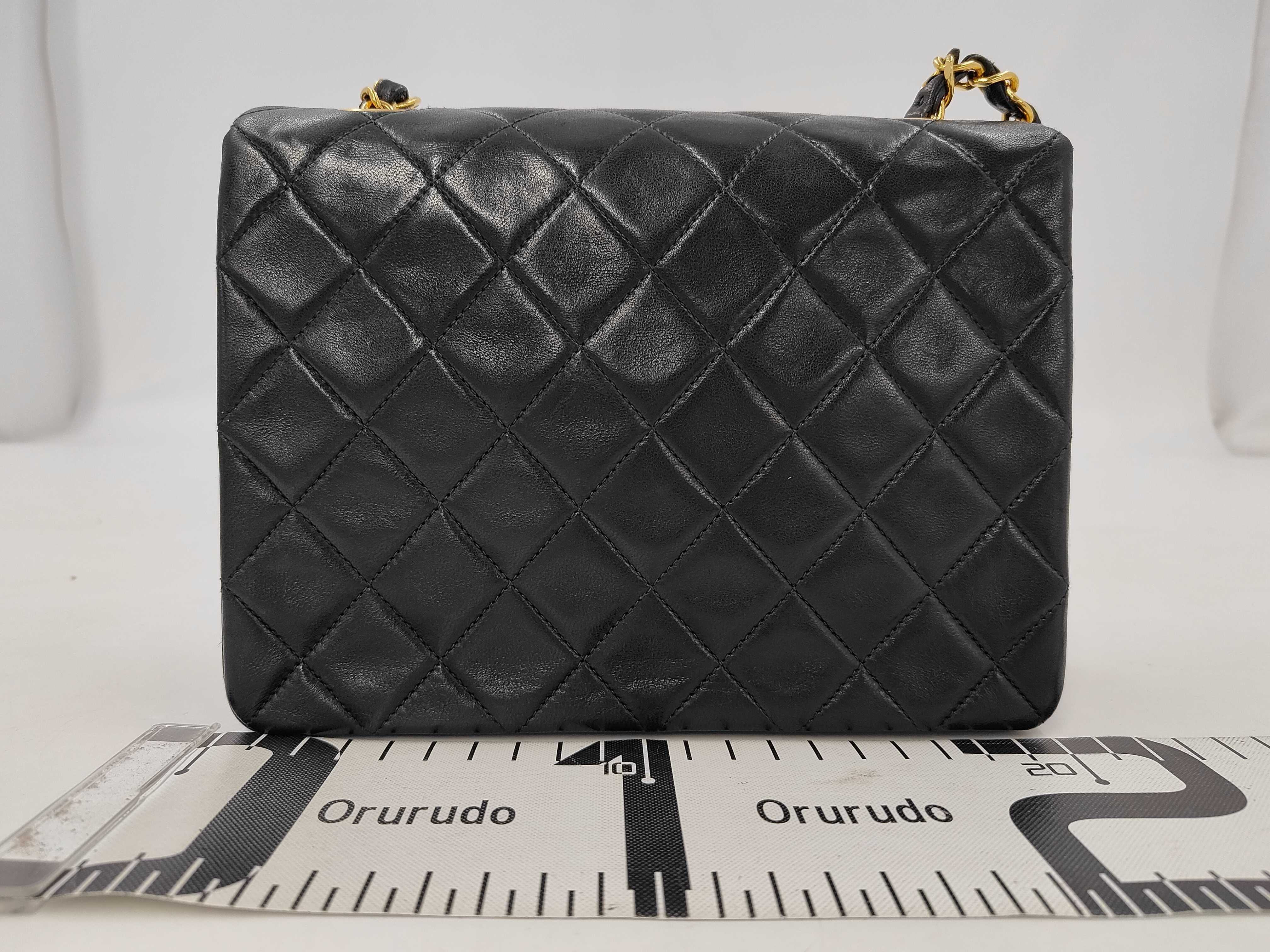 Matelassé 20 Lambskin Matelassé Shoulder Bag — view 2