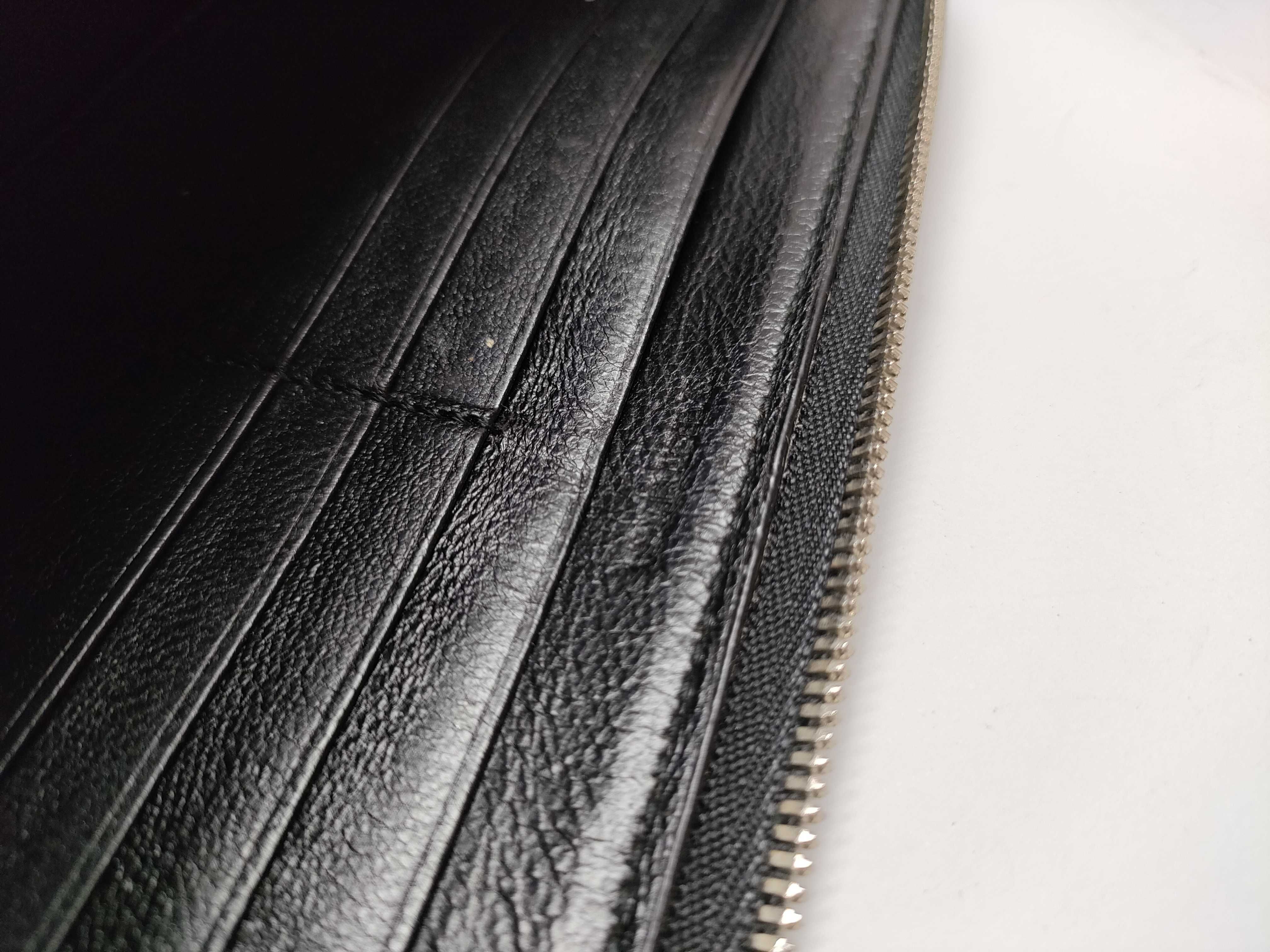 Perforated Logo Round Zipper Long Wallet — view 11