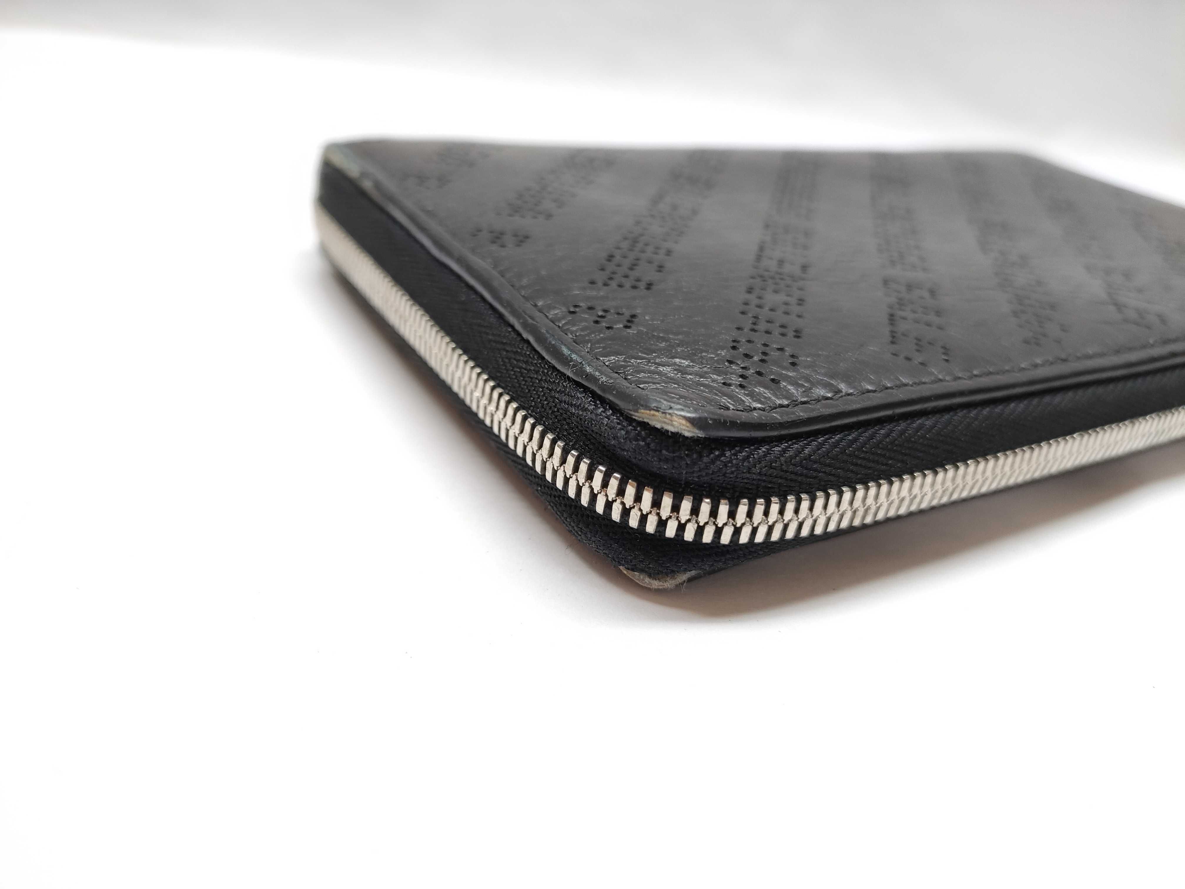 Perforated Logo Round Zipper Long Wallet — view 8