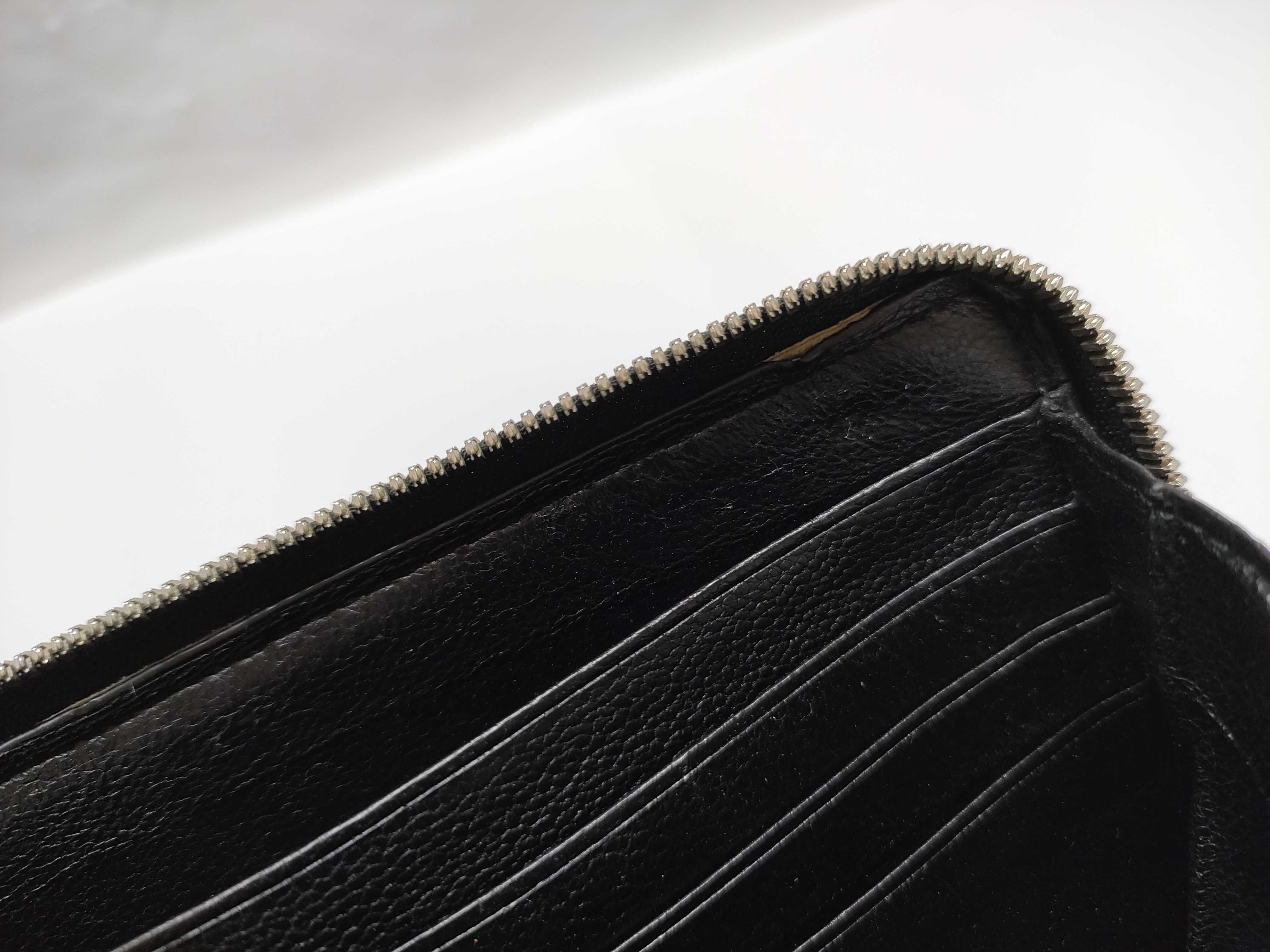 Perforated Logo Round Zipper Long Wallet — view 10