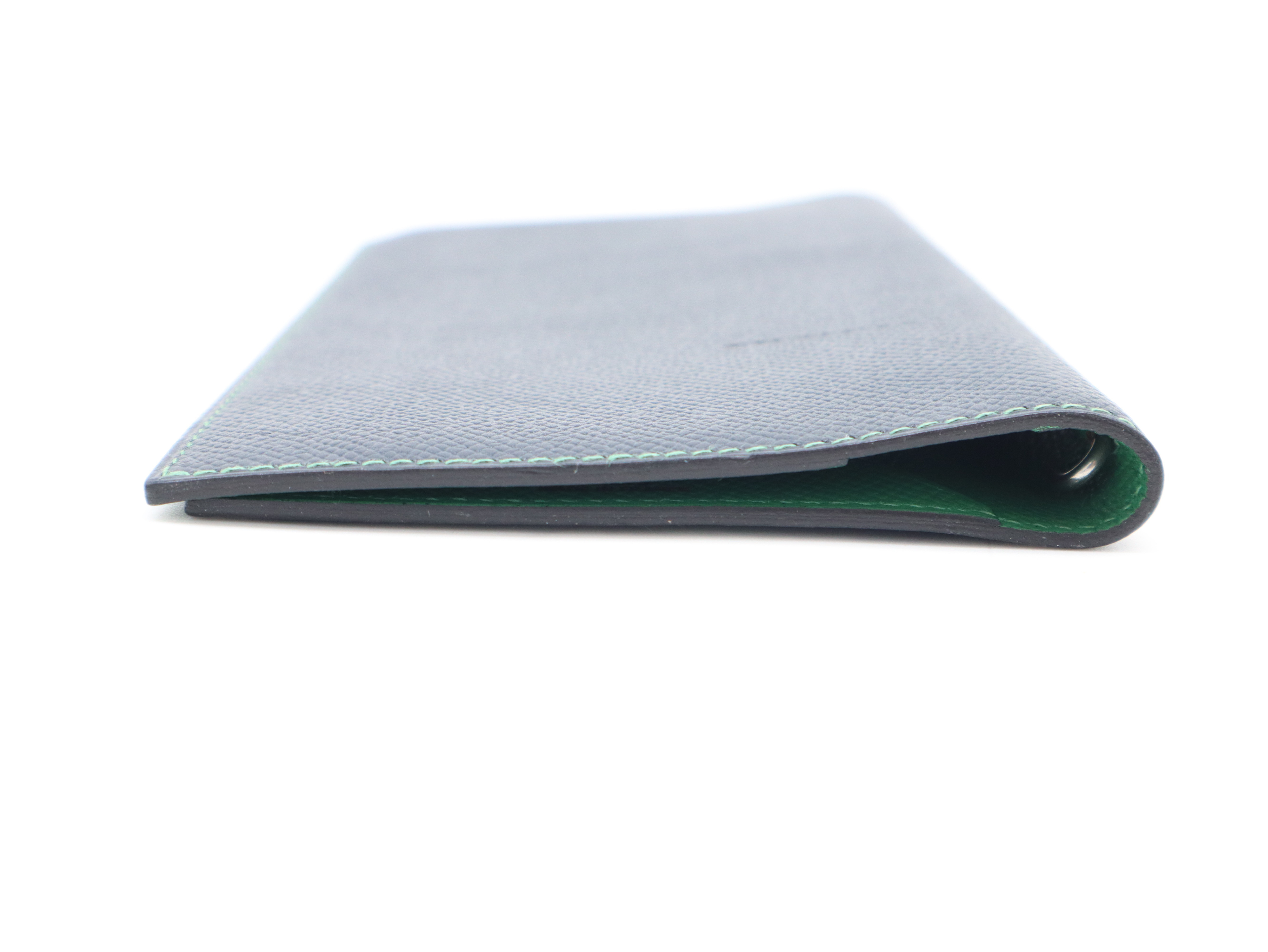 Agenda Notebook Cover, B stamp, Epsom leather, Silver hardware, Navy x Green. — view 3