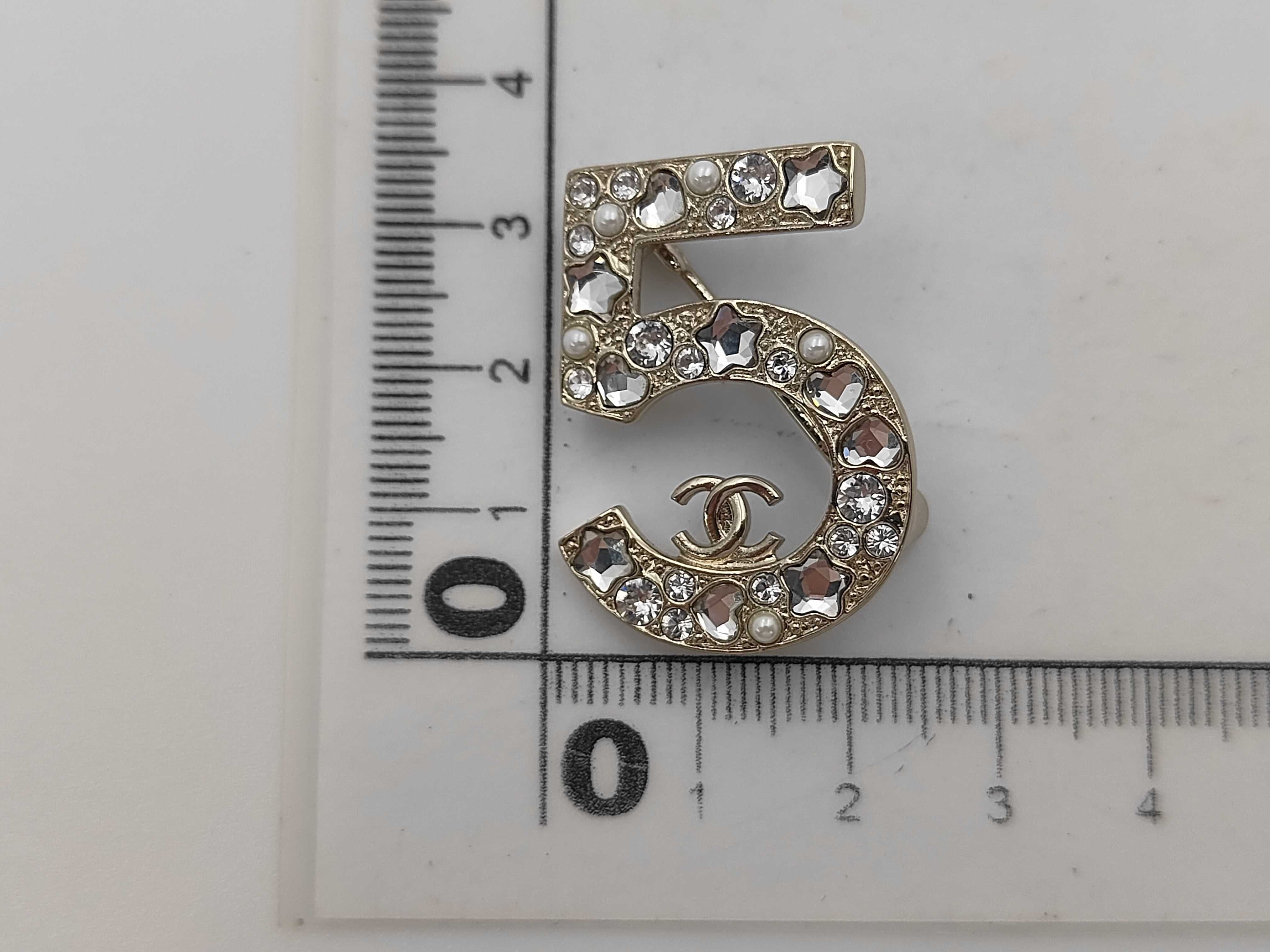 Brooch, Number 5, Rhinestone, F25P GP Brooch — view 4