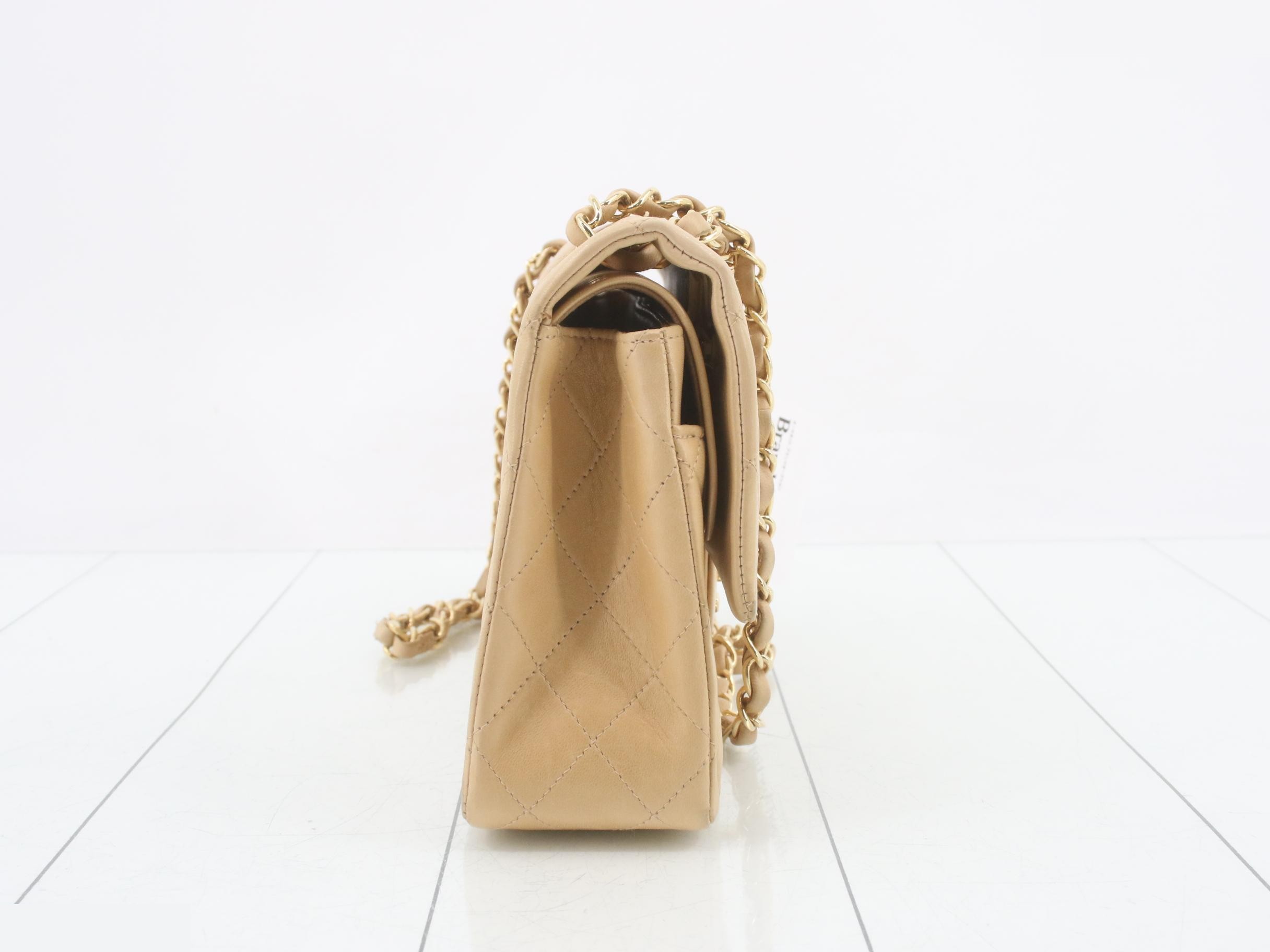 Double flap 25 lambskin chain shoulder bag, with sticker and card. — view 4