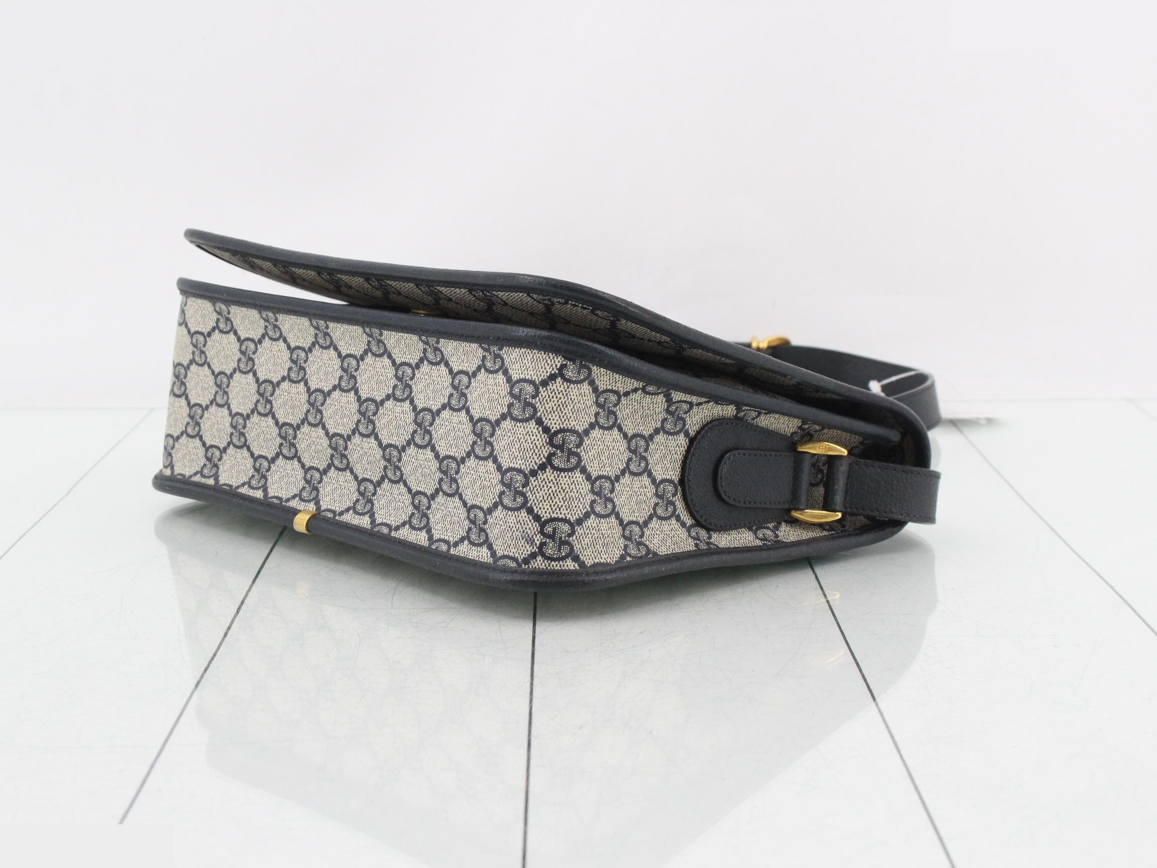 GG Supreme Sherry Shoulder Bag — view 6