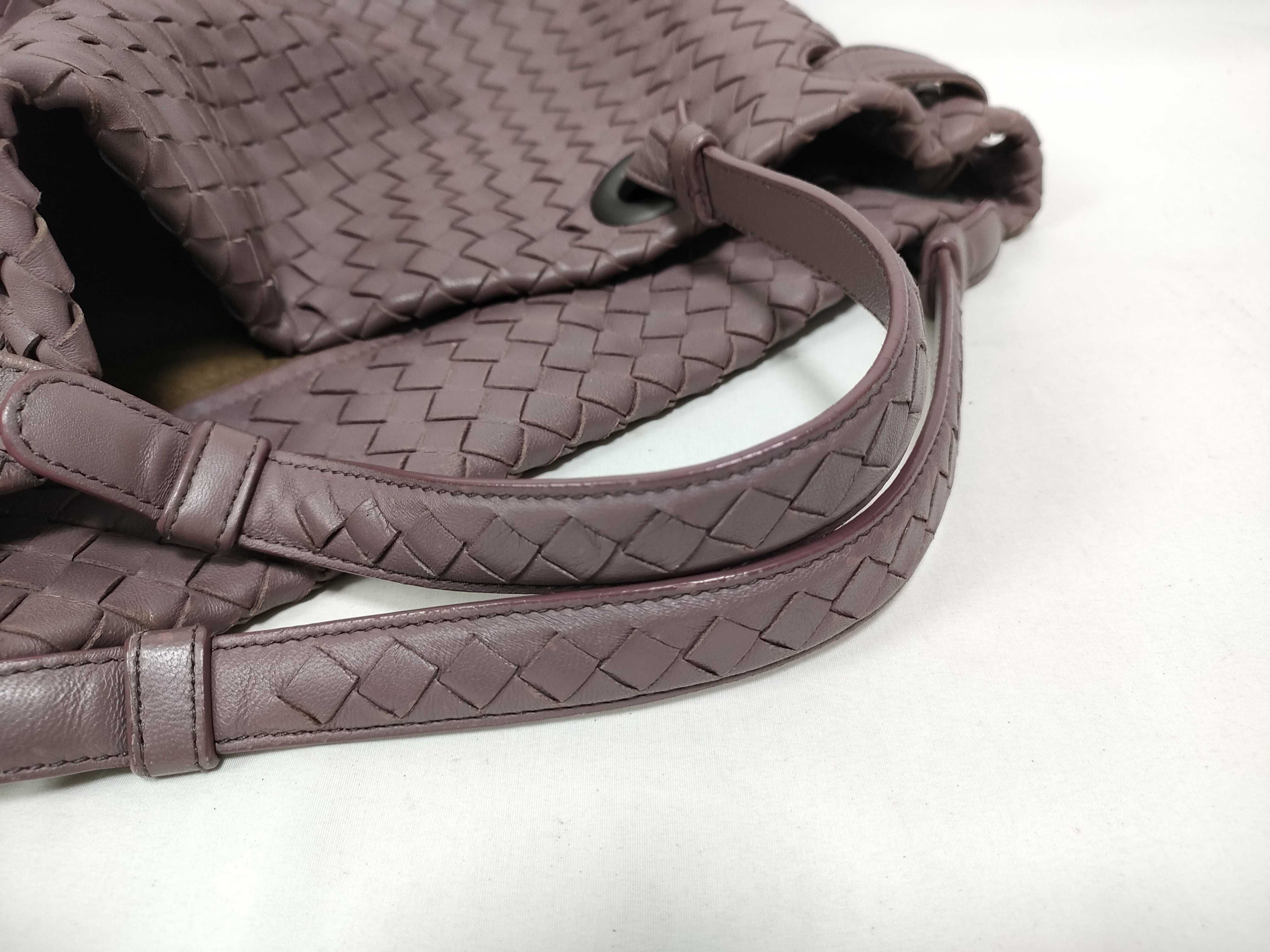 Intrecciato ID - Cow Skin Intrecciato Leather Tote Bag Purple Mirror Included — view 7