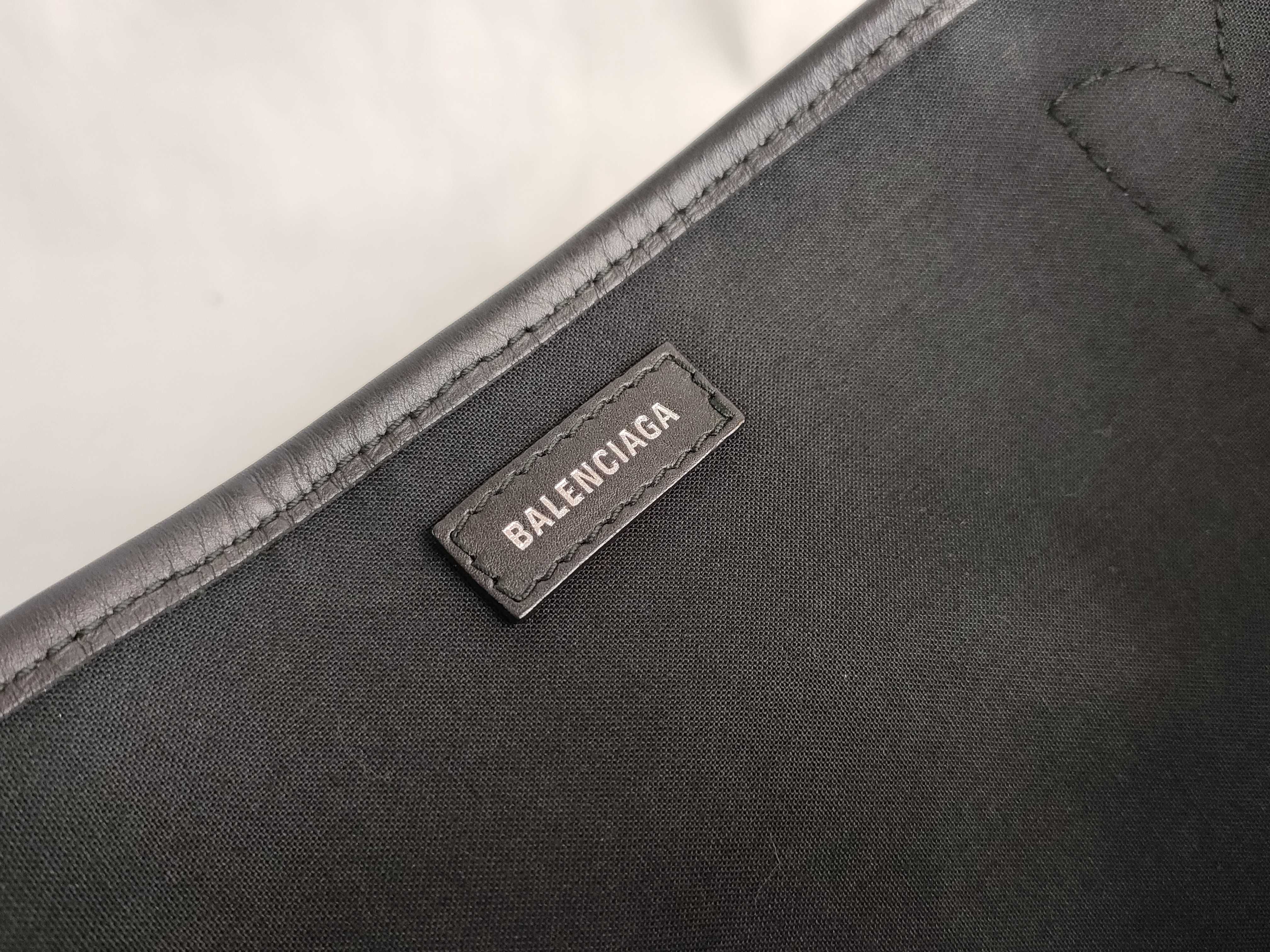 Navy Cabas S Tote Bag — view 10