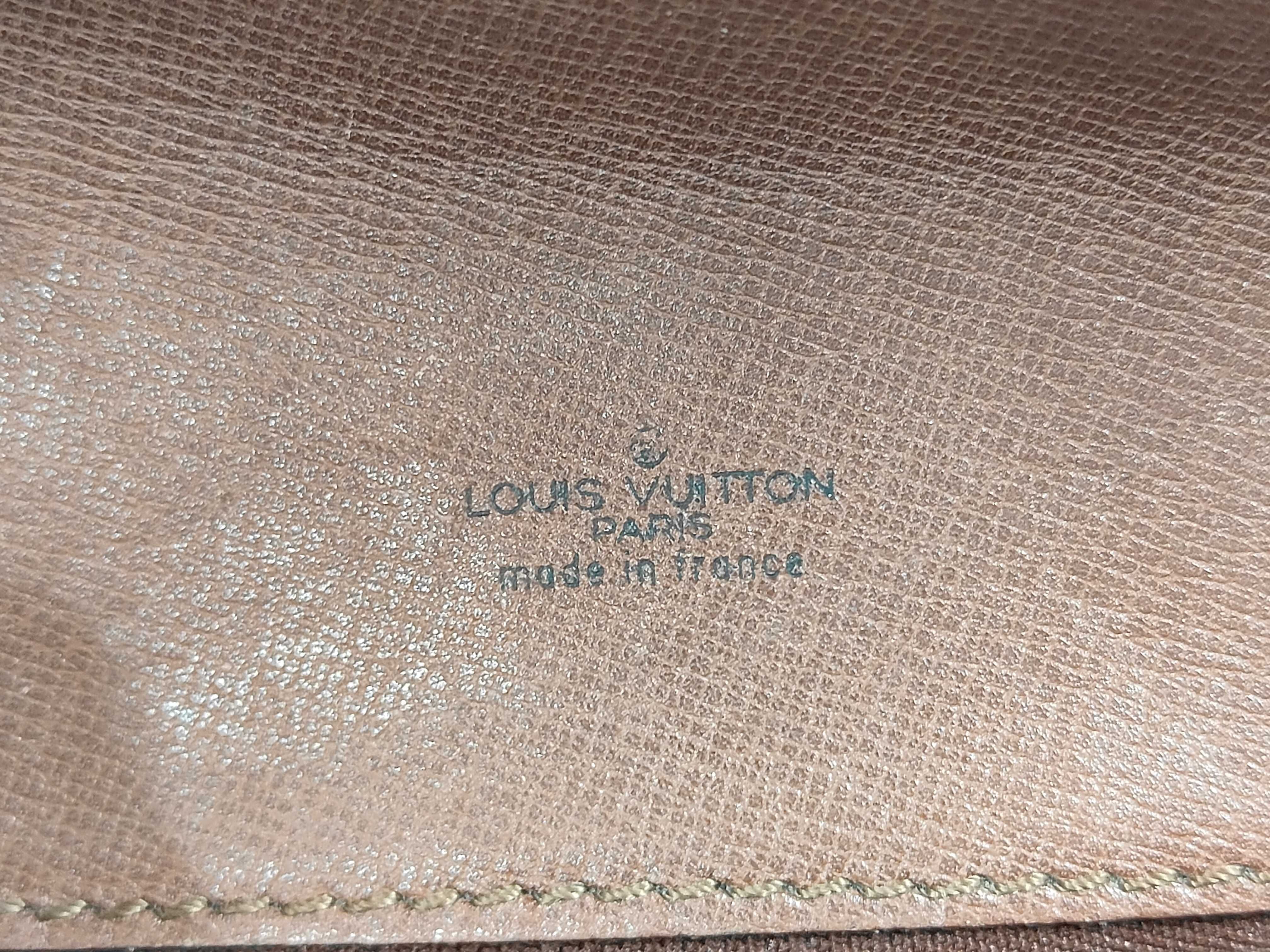 Monogram M40646 Chantilly PM 881 vi Shoulder Bag — view 9