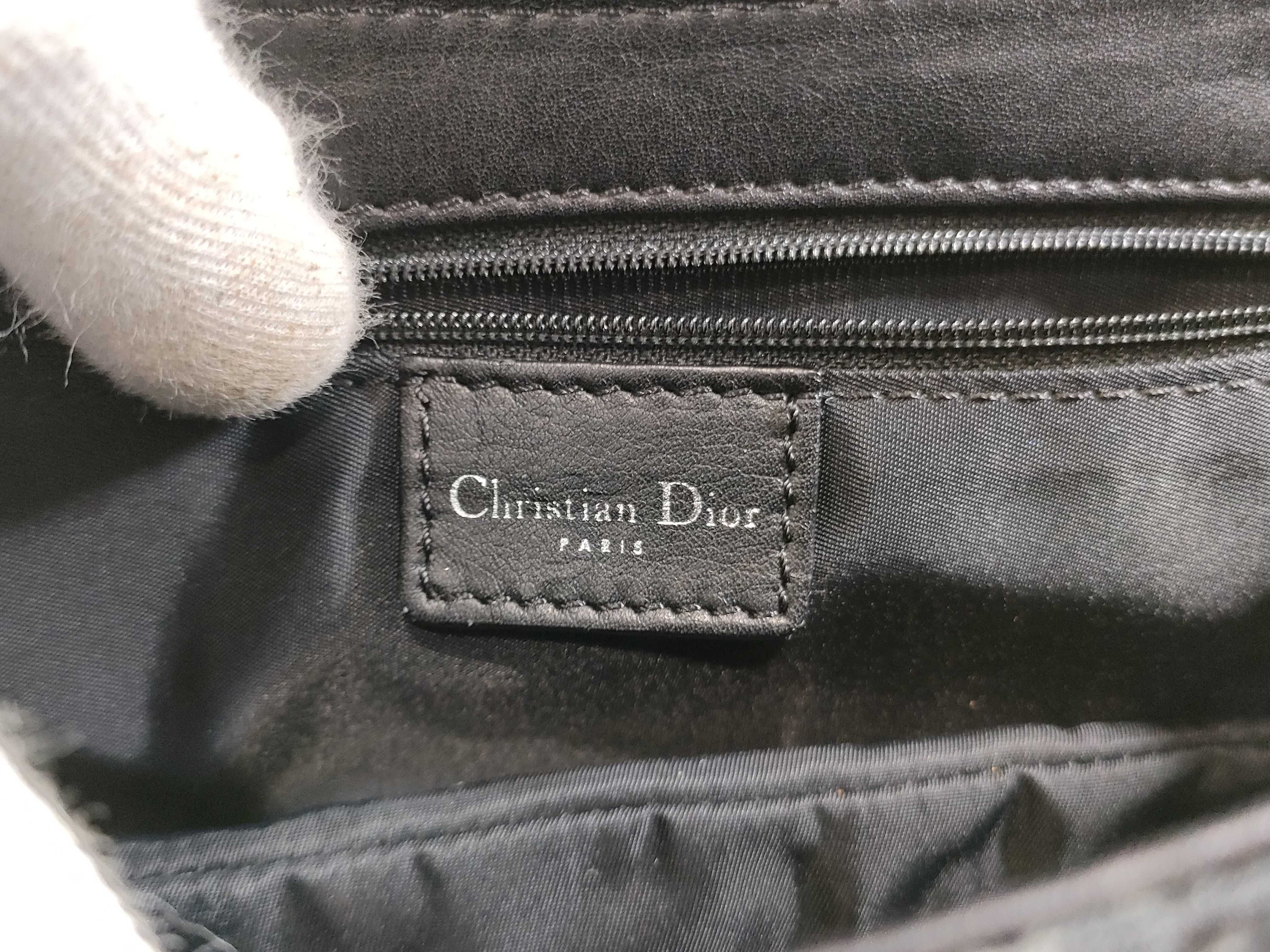 Street Chic Shoulder Bag — view 12