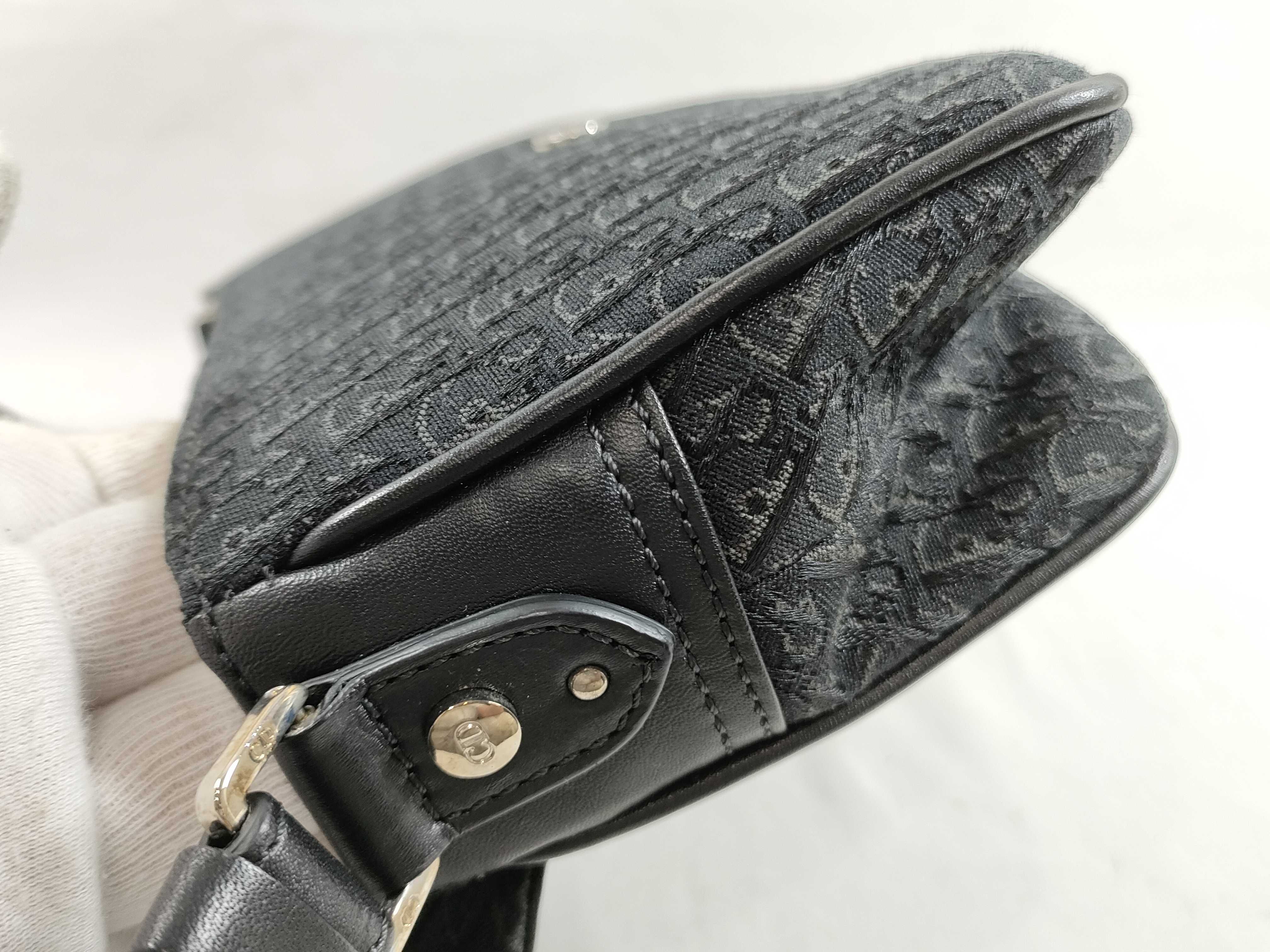 Street Chic Shoulder Bag — view 14