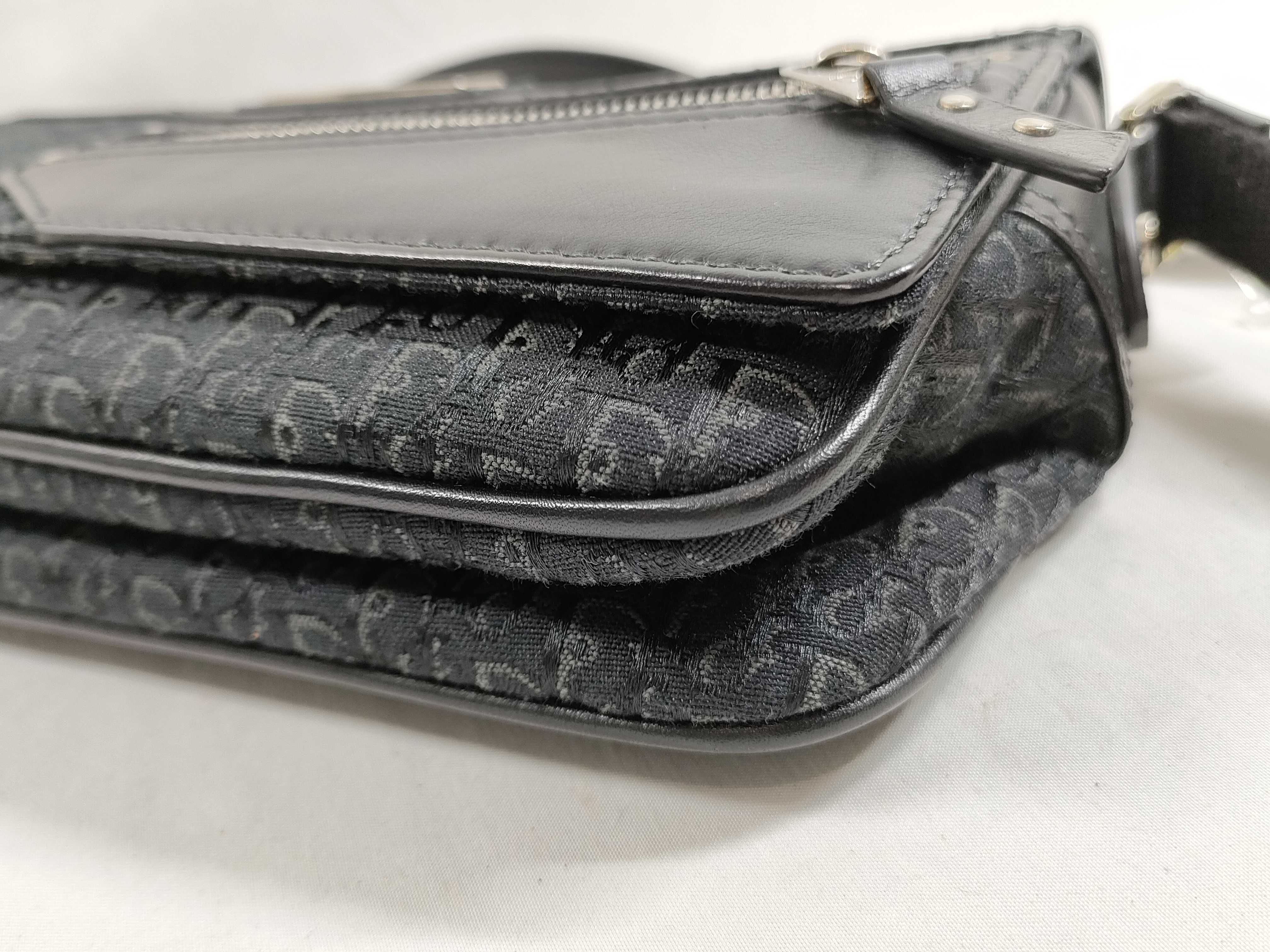 Street Chic Shoulder Bag — view 6