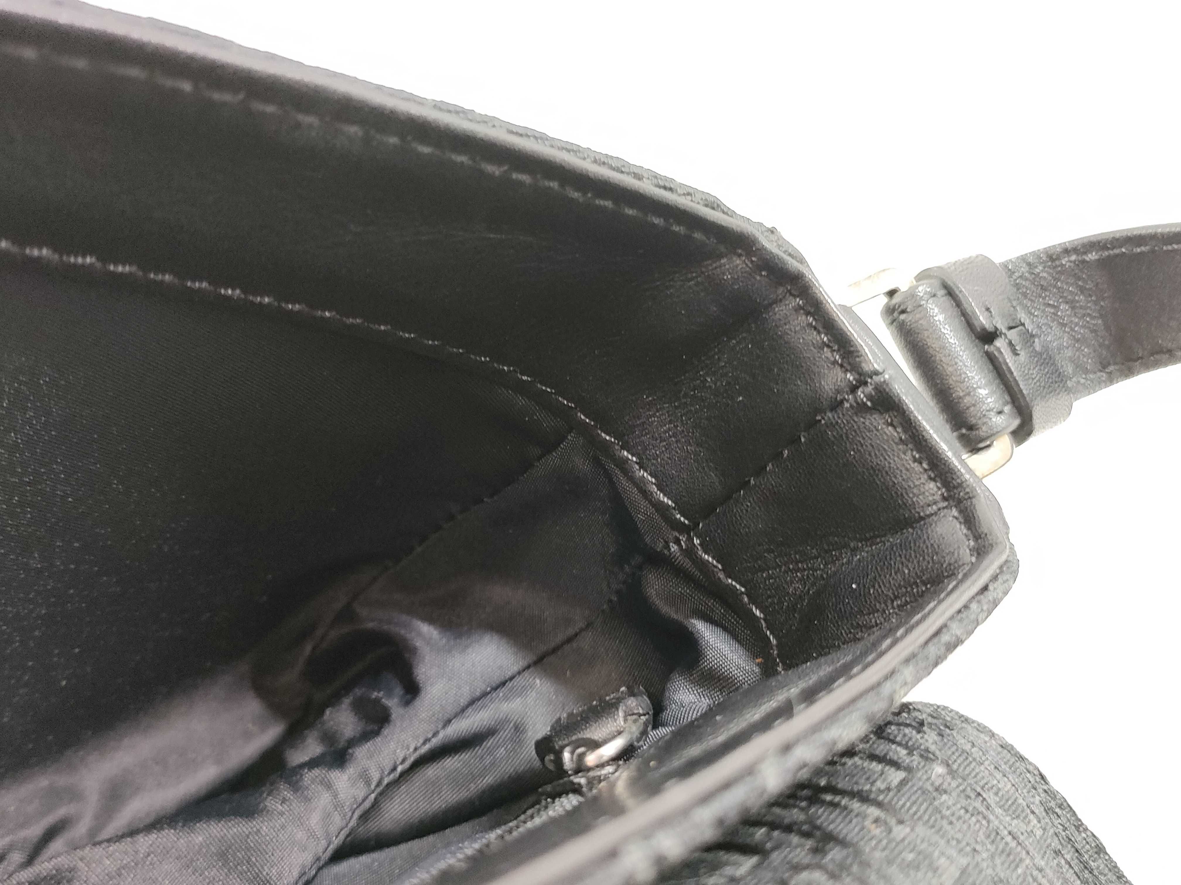 Street Chic Shoulder Bag — view 9