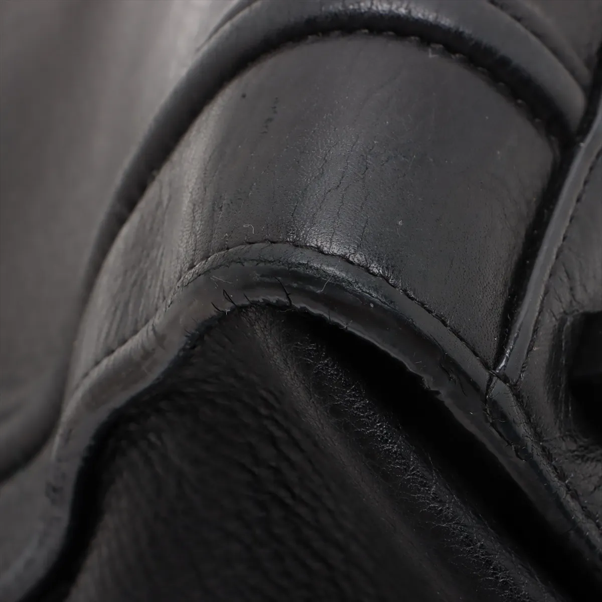 Luggage Phantom Medium Leather Tote Bag Black — view 12