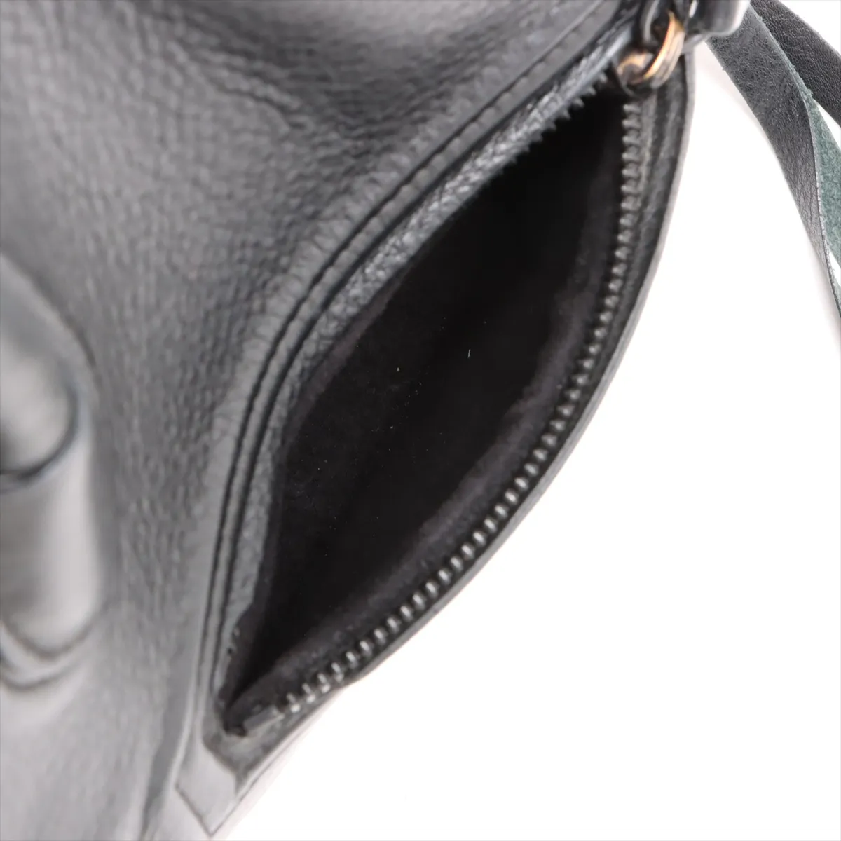 Luggage Phantom Medium Leather Tote Bag Black — view 9