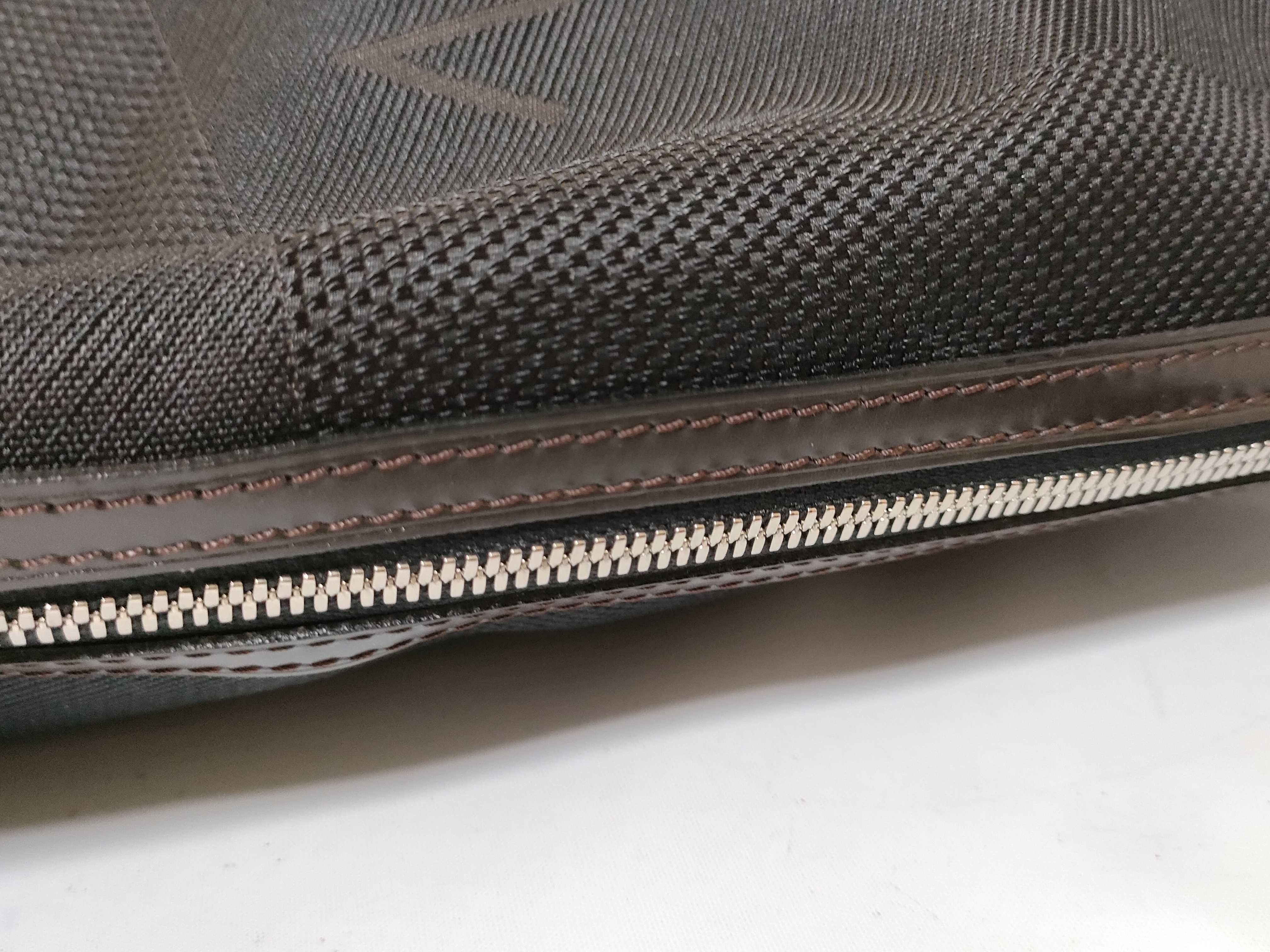 Damier Geant Explore M93616 (Serial number unknown) Black Shoulder Bag — view 6
