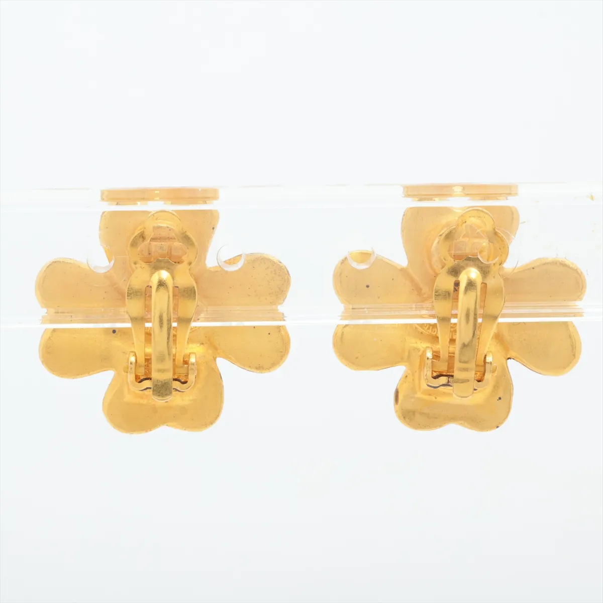 Coco Mark Clover 95P Earrings (Pair) GP Gold. — view 2