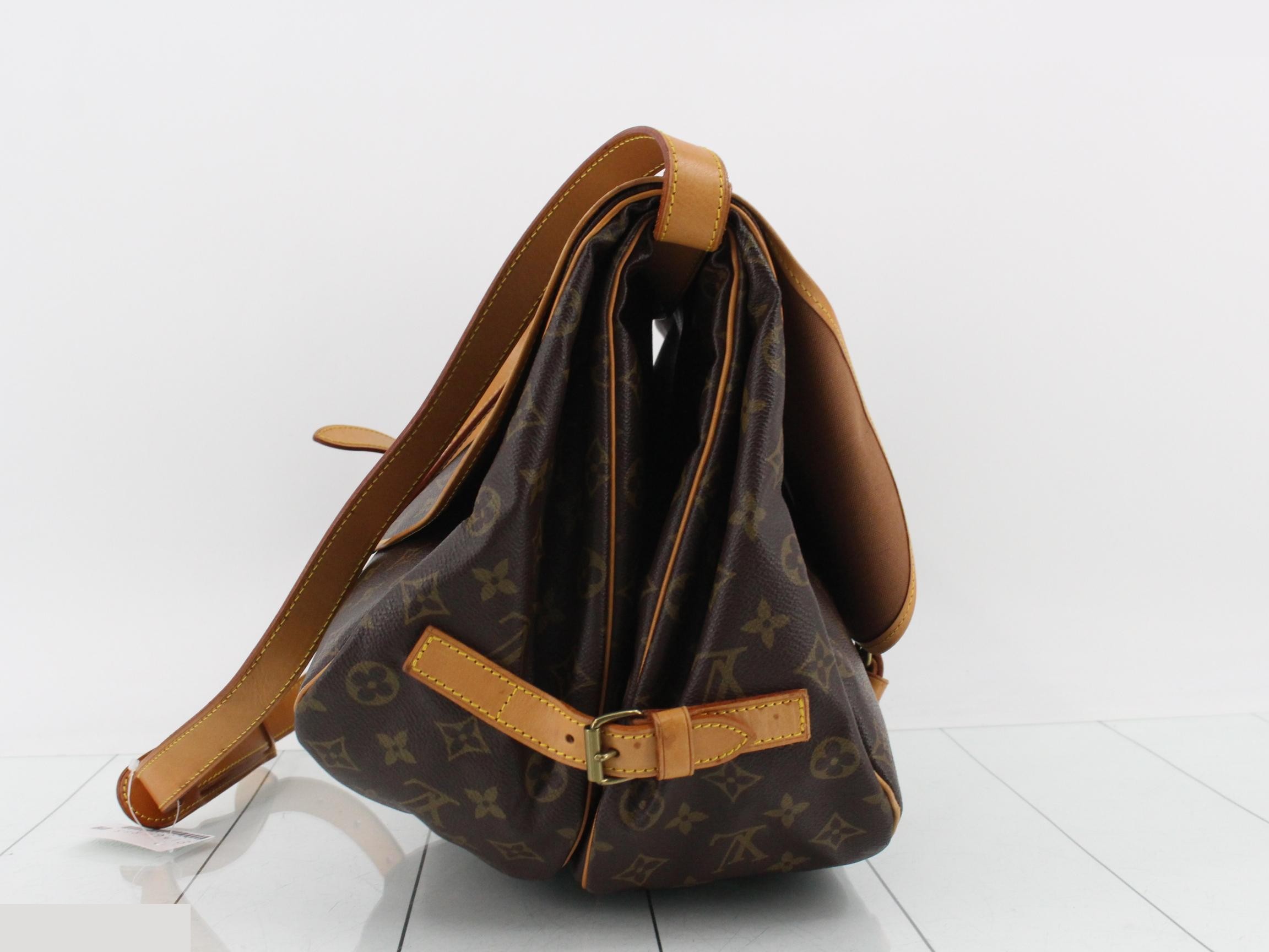 M42254 Saumur 35 Monogram Shoulder Bag — view 3