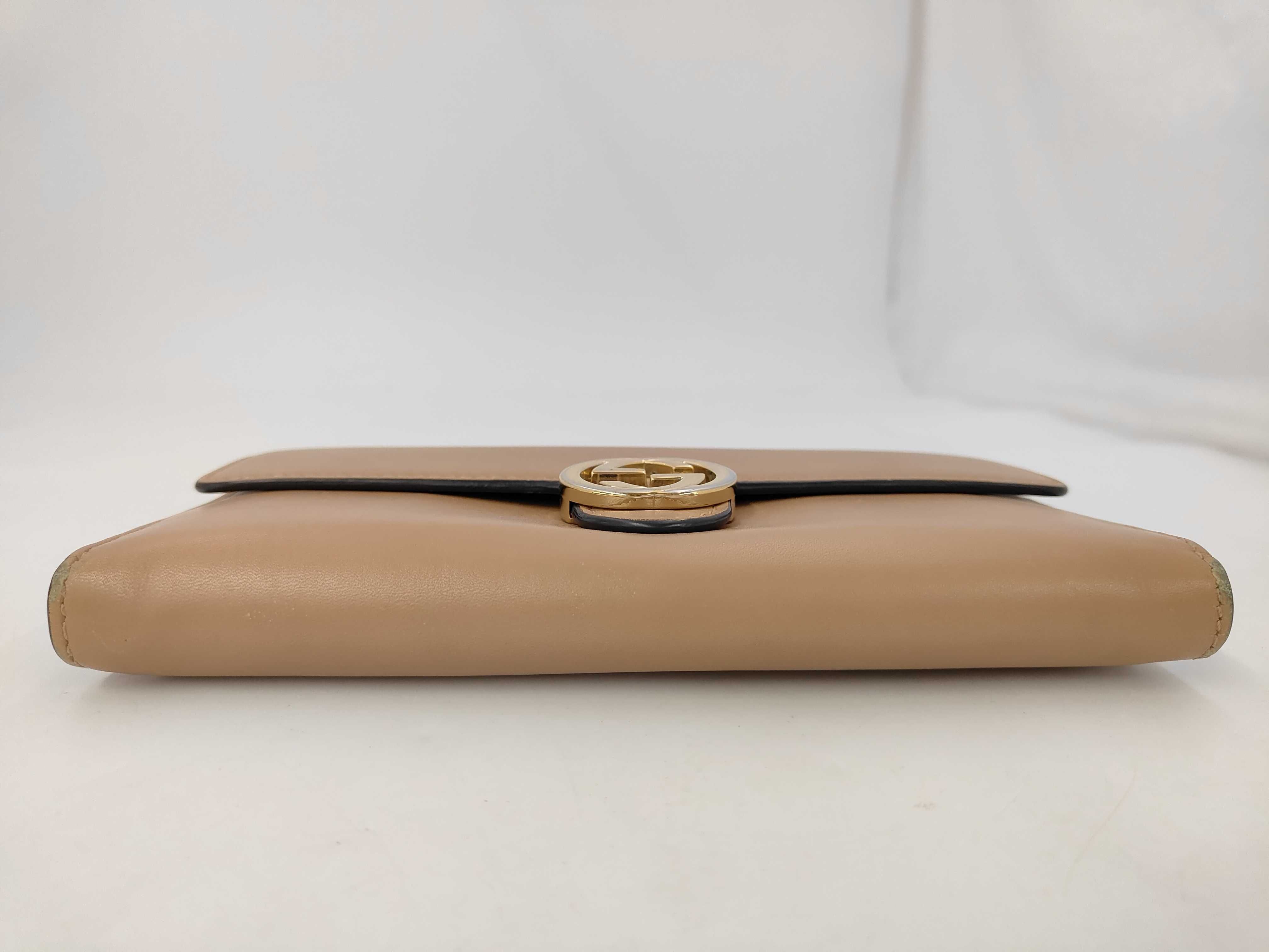 Interlocking Long Wallet, Leather, Beige, 369663 — view 4