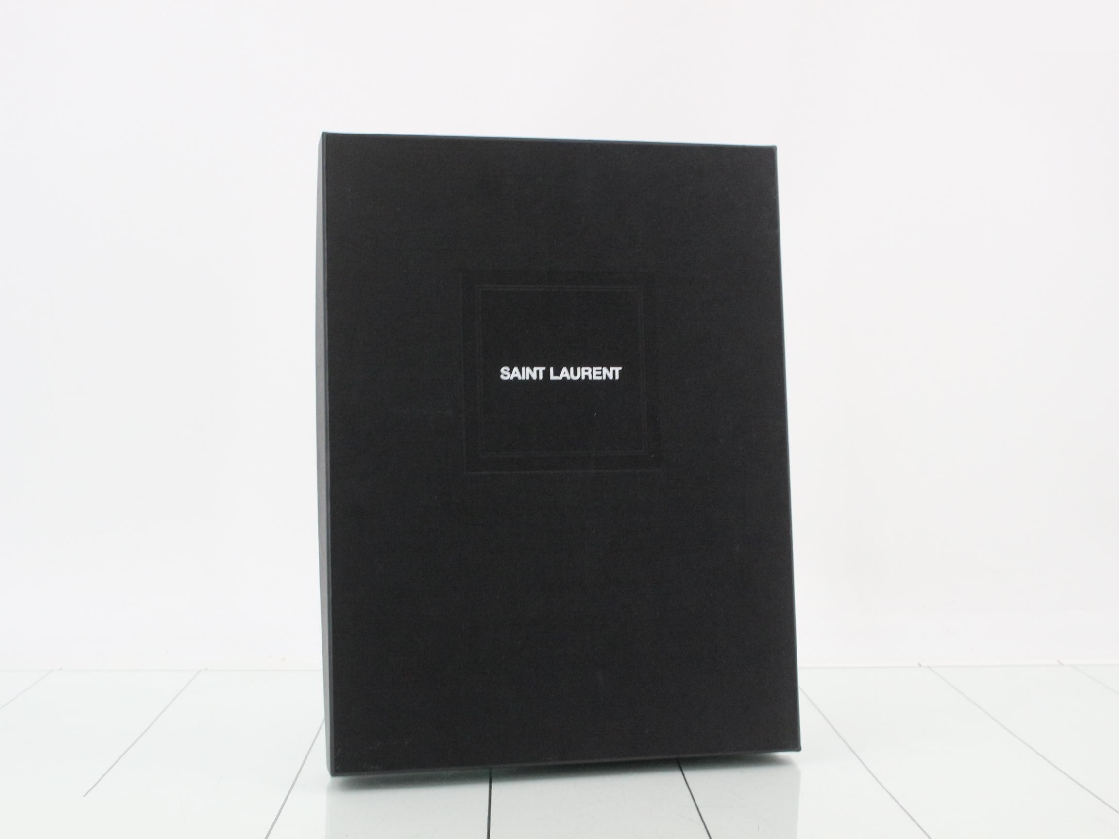 Other lines: Bags and clutches — view 7