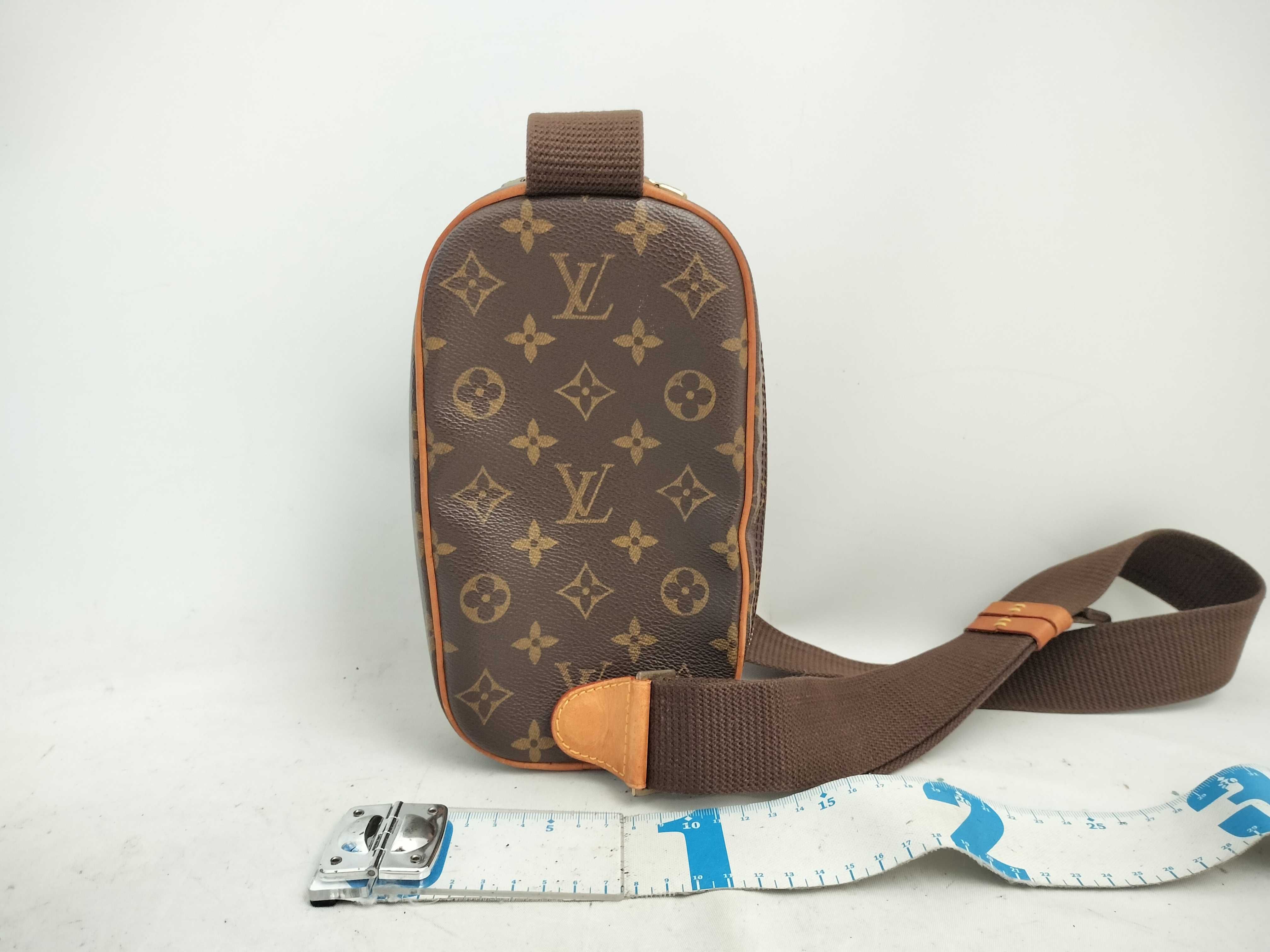 Monogram Pochette Gange M51870 Shoulder Bag — view 2