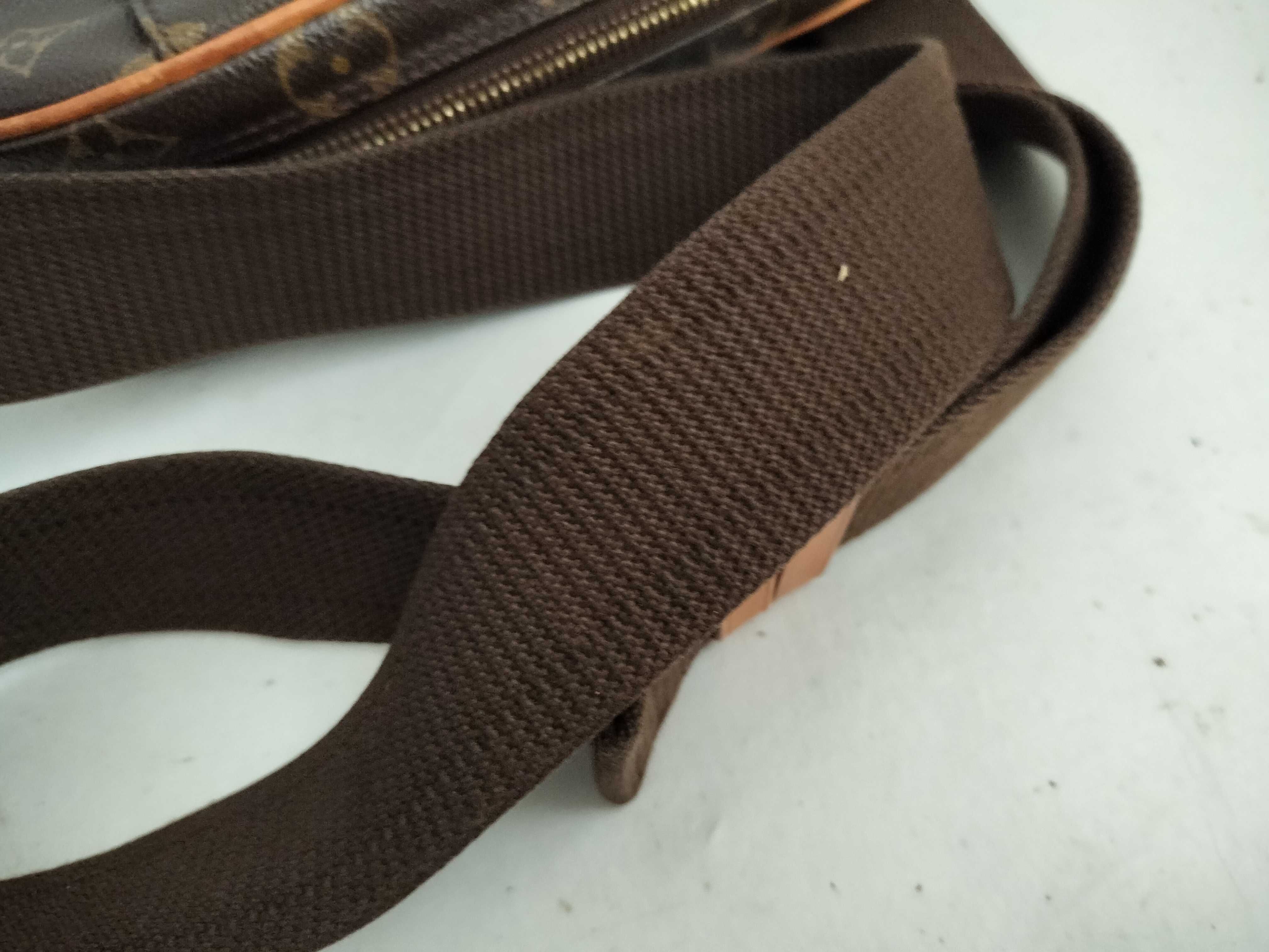 Monogram Pochette Gange M51870 Shoulder Bag — view 4
