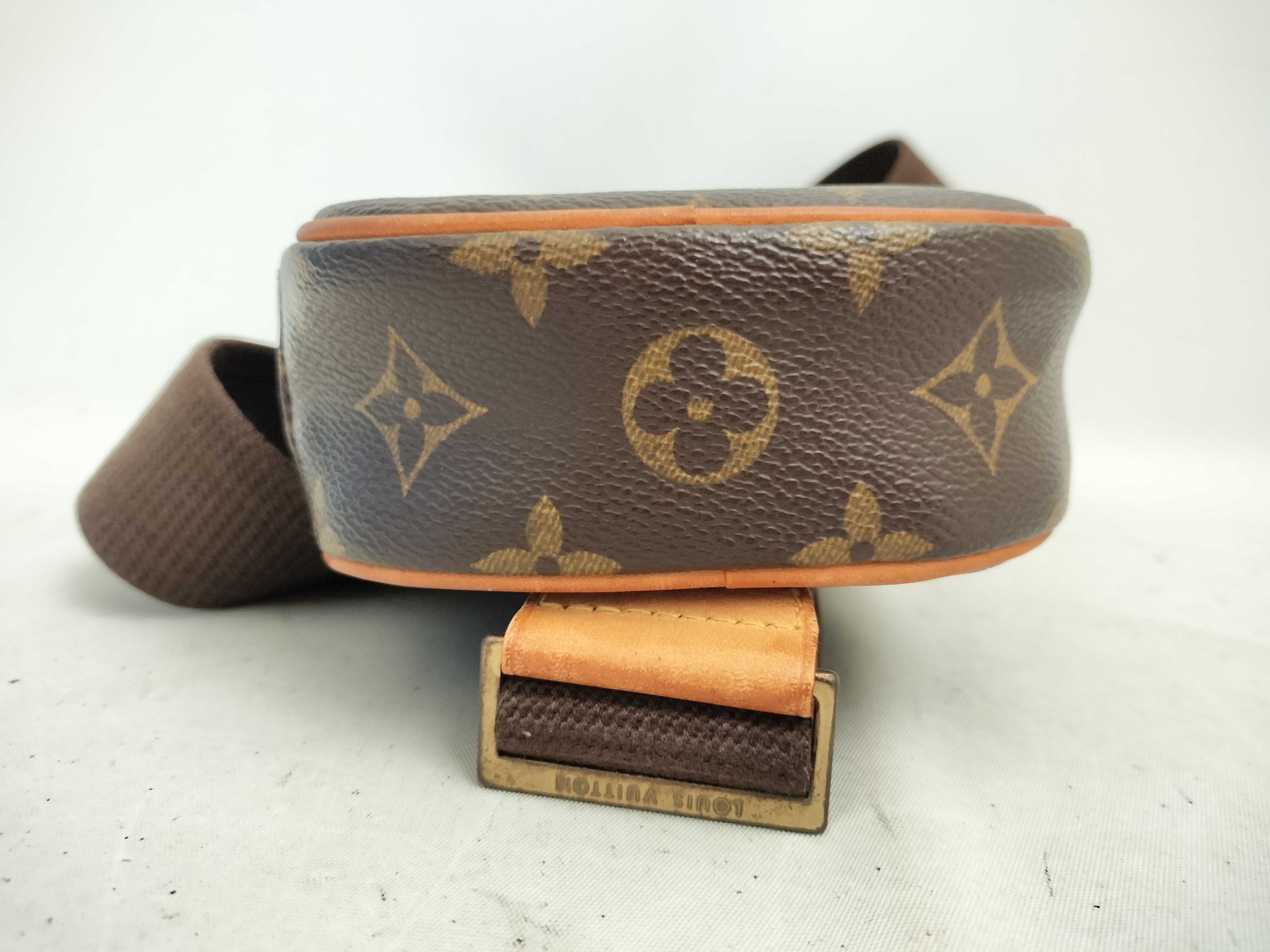 Monogram Pochette Gange M51870 Shoulder Bag — view 8