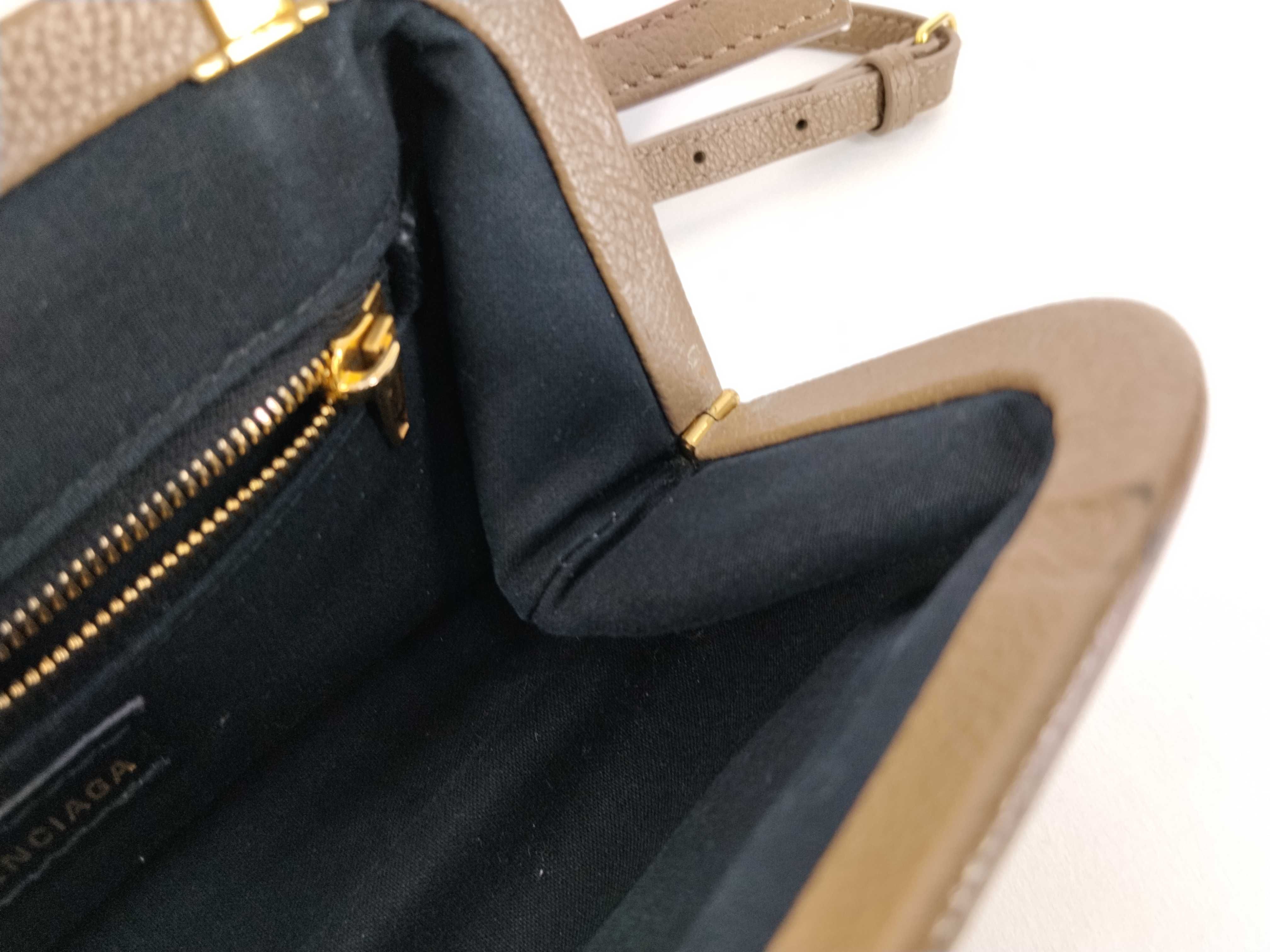 coin purse shoulder bag — view 10