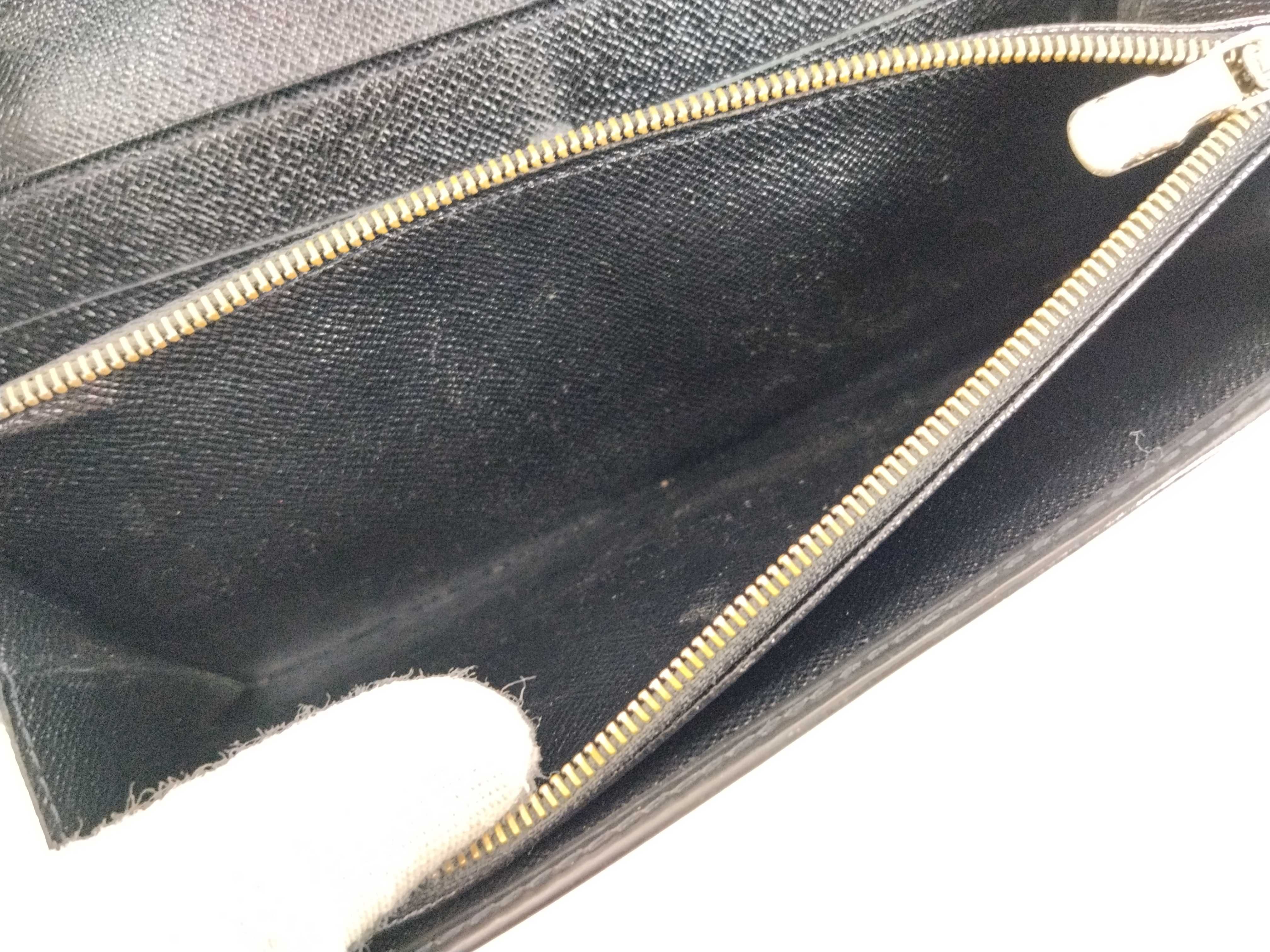 Epi Louis Vuitton Epi Portefeuille Sarah Long Wallet — view 14