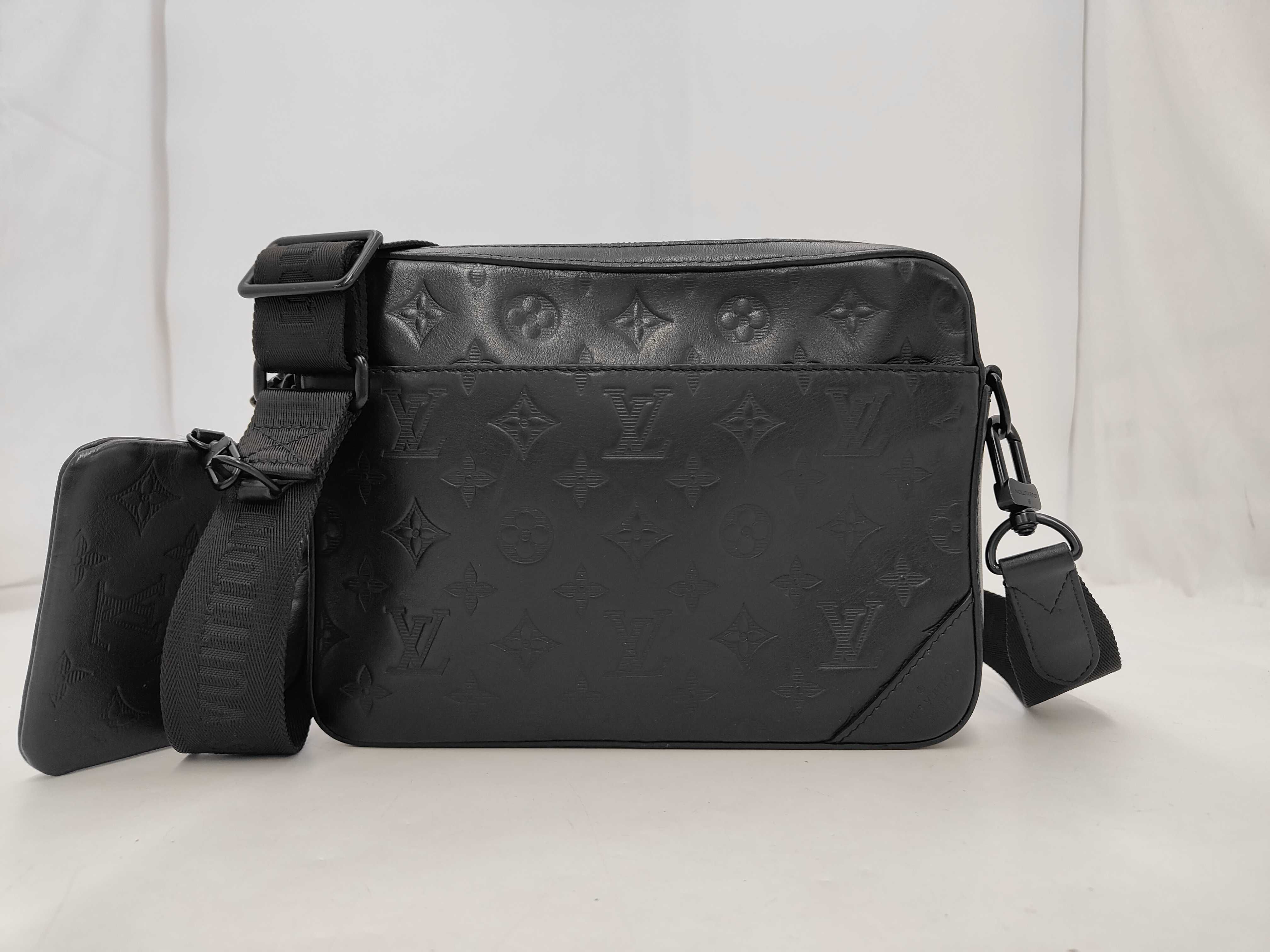 Monogram Shadow Duo Messenger M69827 Black (RFID detected) Shoulder Bag