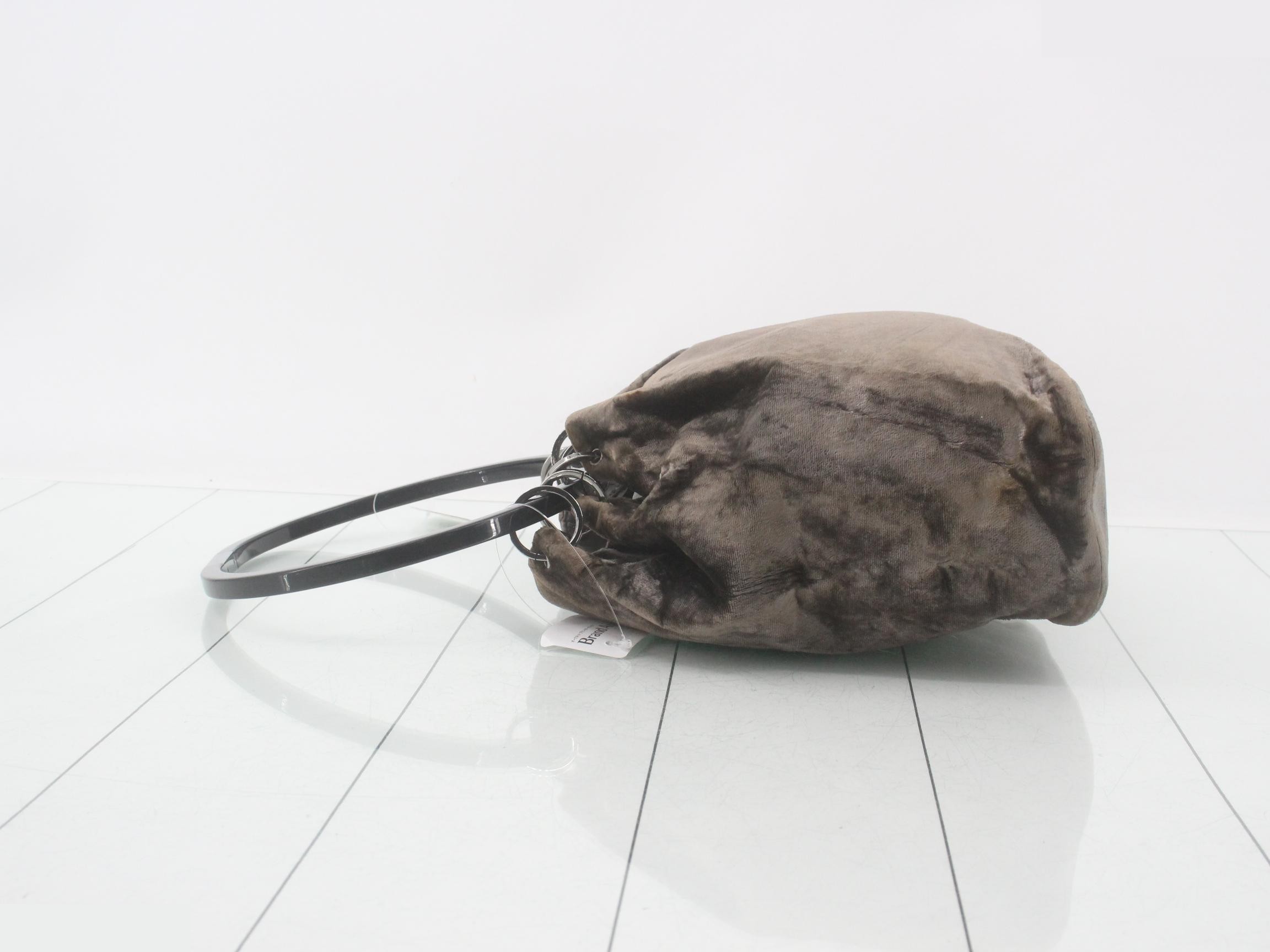 Velvet drawstring shoulder bag — view 4