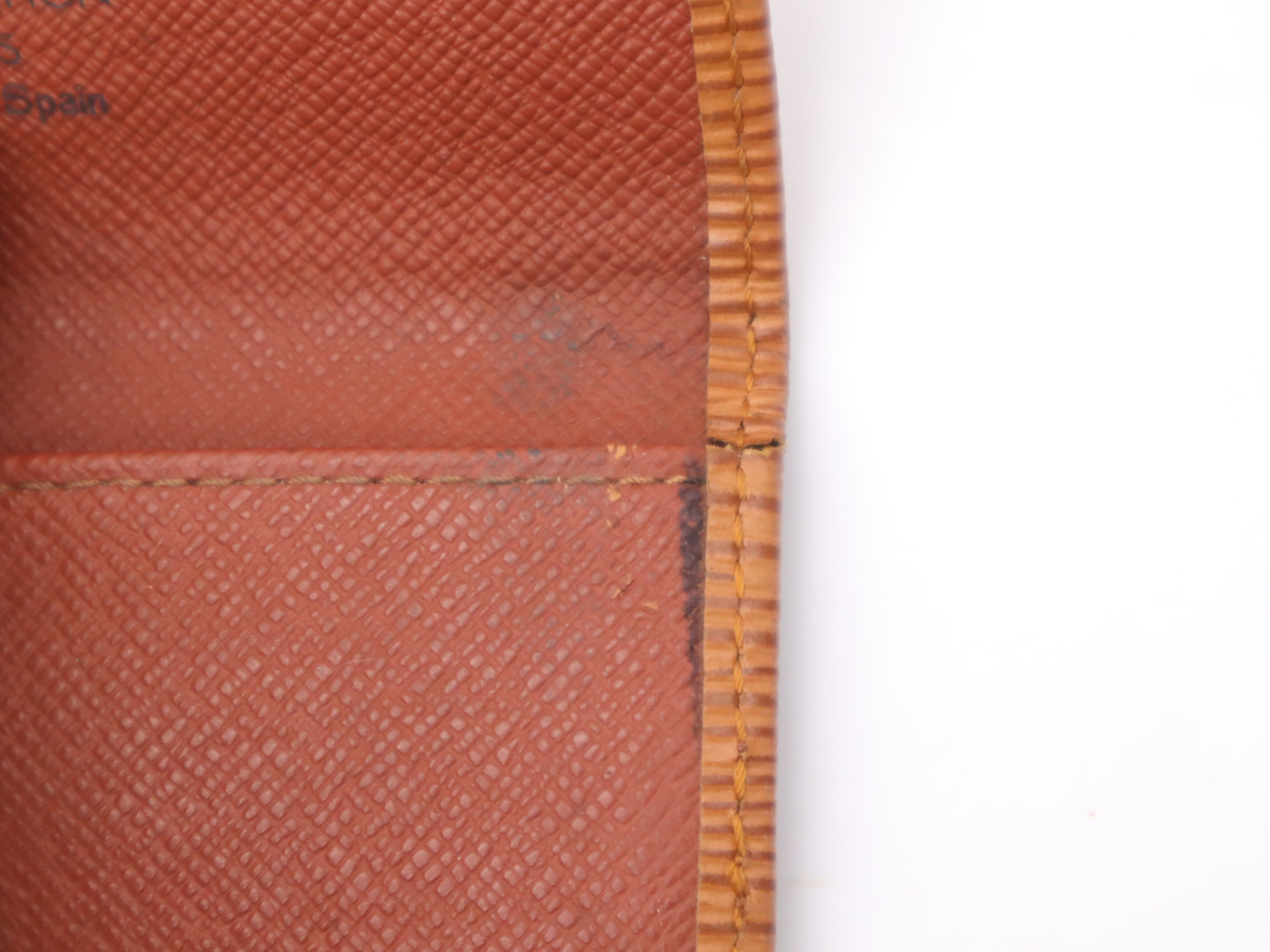 M63823 Epi Multicles 4 Kenya Brown Key Case — view 10