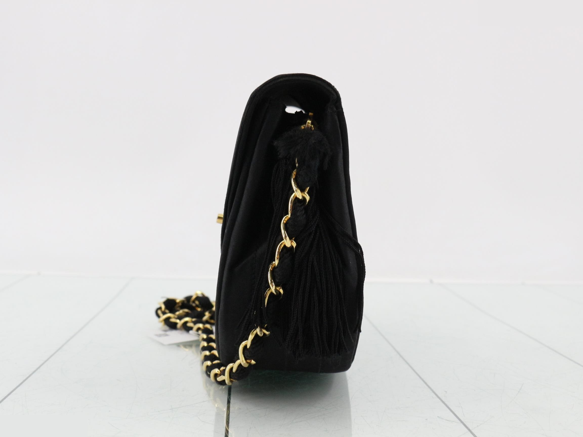 Mademoiselle (Bag) - Shoulder Bag — view 3