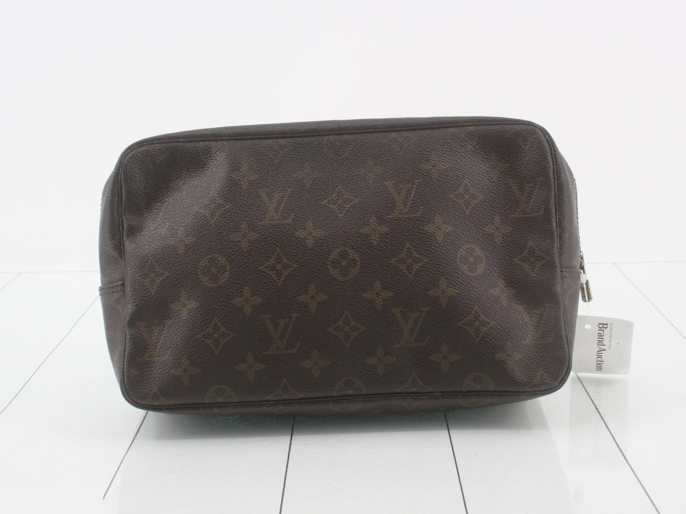 Trousses Toilette 28 Monogram M47522 — view 2