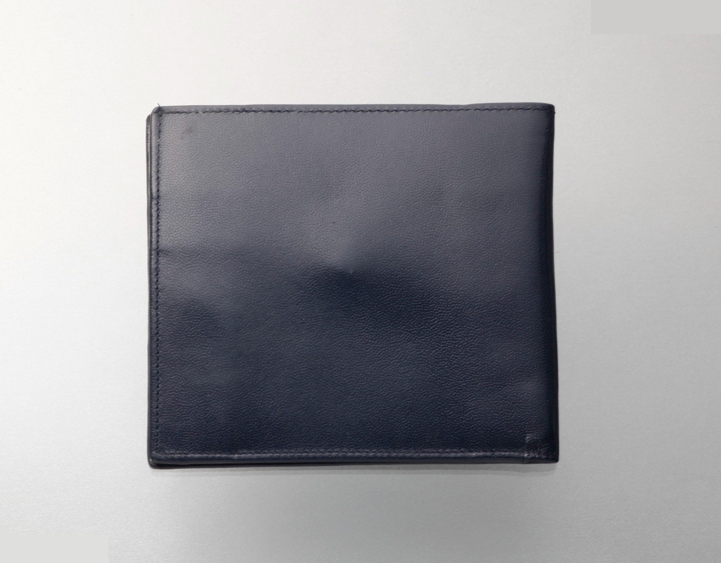 Old Gucci wallet — view 2
