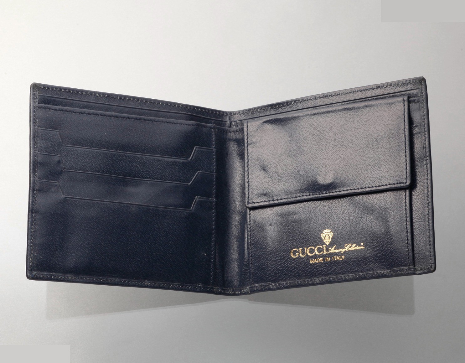 Old Gucci wallet — view 3