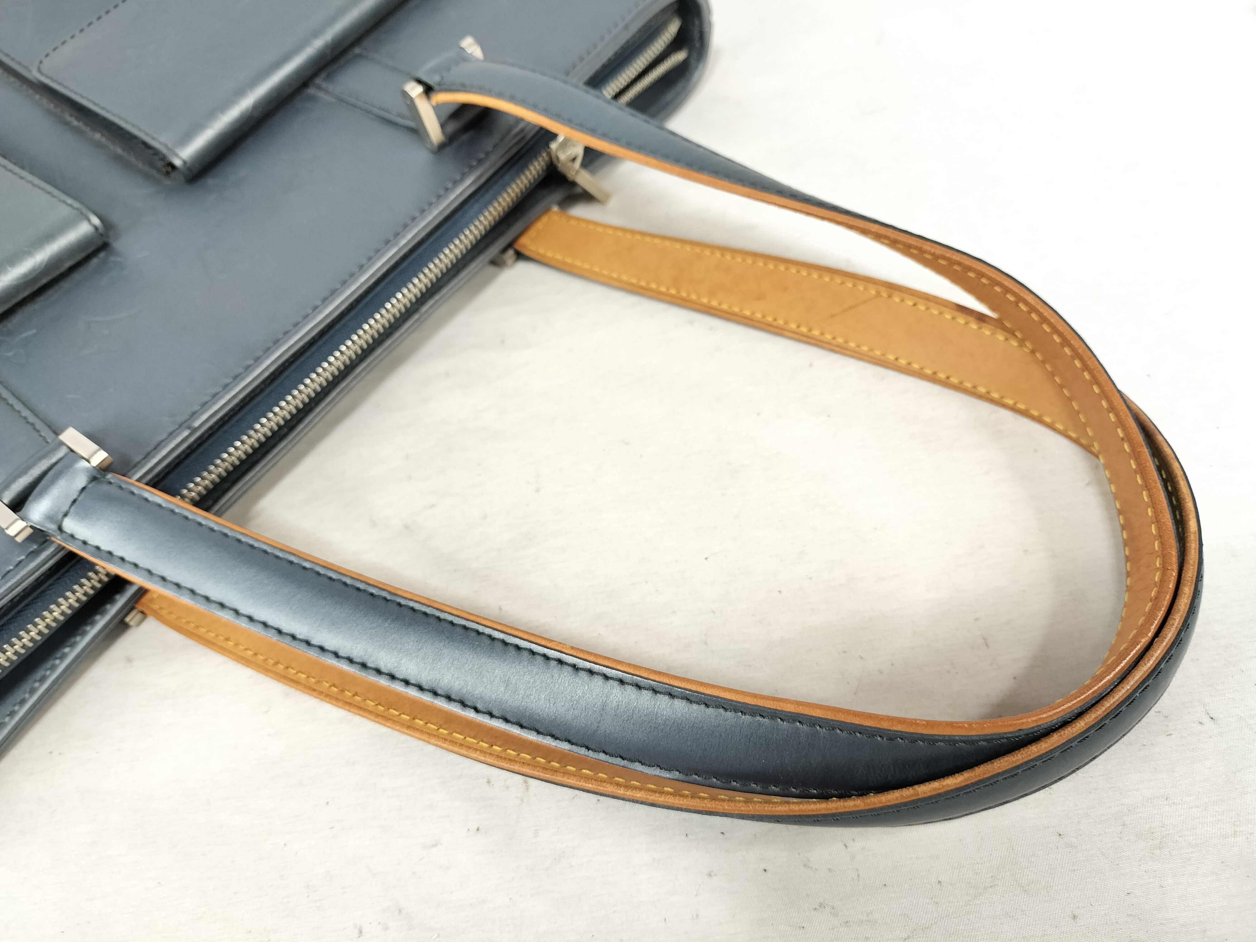 Monogram Matte Louis Vuitton Wilwood Monogram Matte Tote Bag — view 3