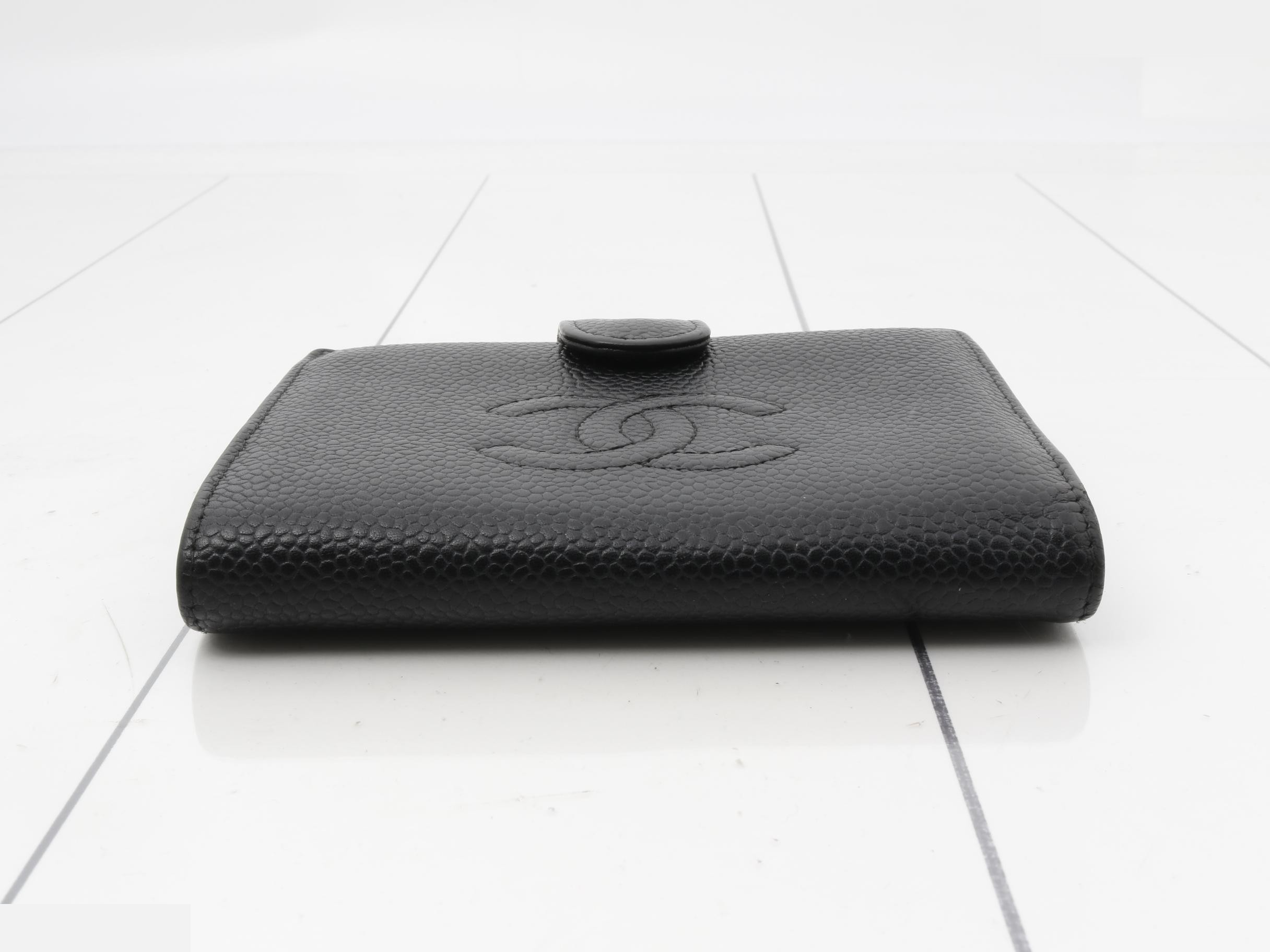 Coco Mark Bi-fold Wallet, Caviar Leather, Black, Series 6 — view 3