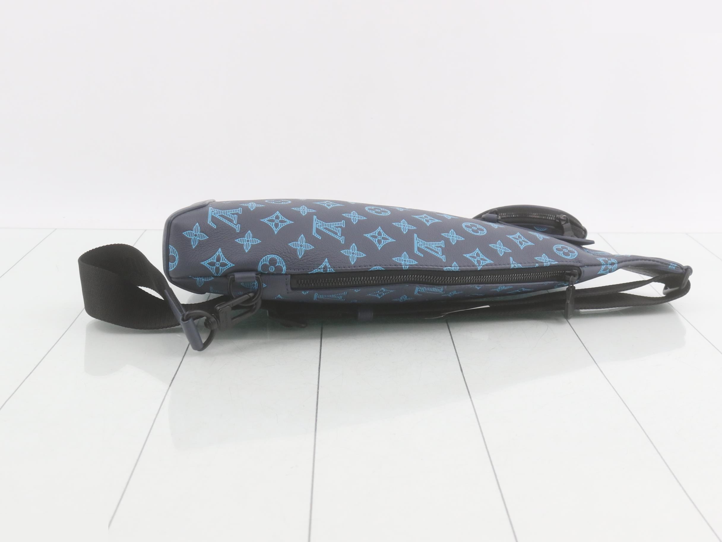 Monogram M46562 Monogram Shadow Duo Sling Bag RFID — view 3