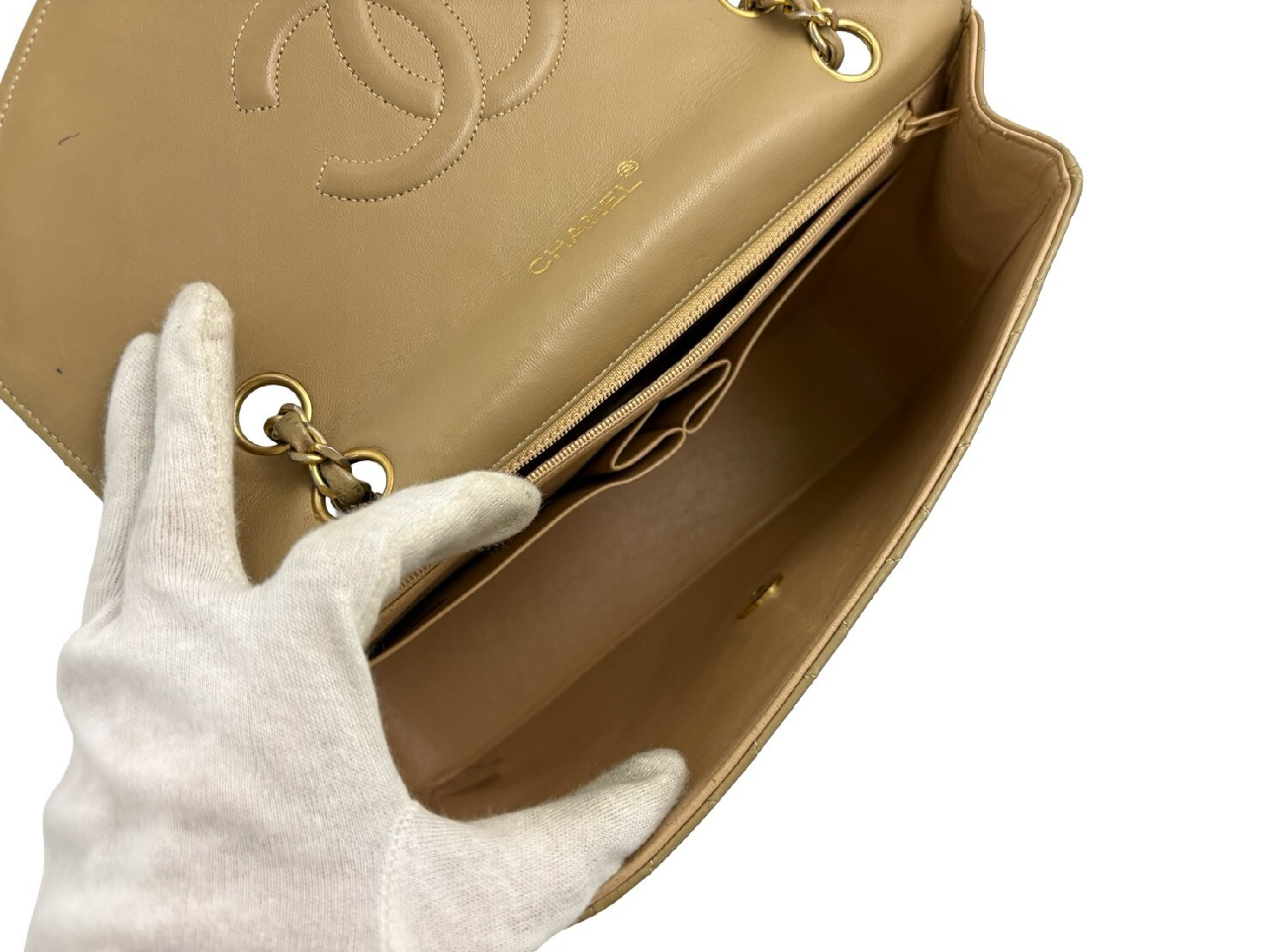 Matelassé 25 Chain Shoulder Bag — view 7