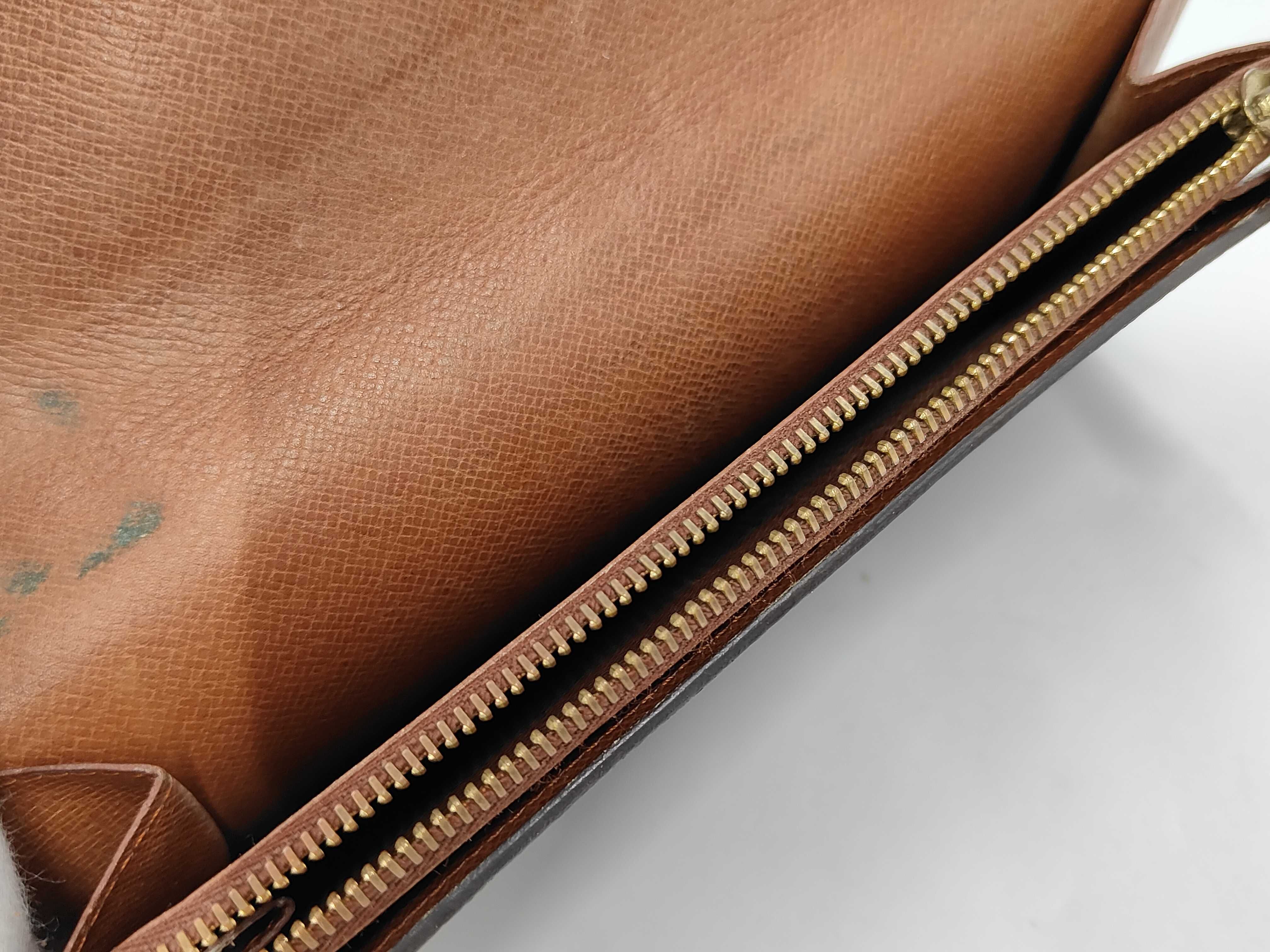Monogram Louis Vuitton Monogram Sarah Wallet — view 4