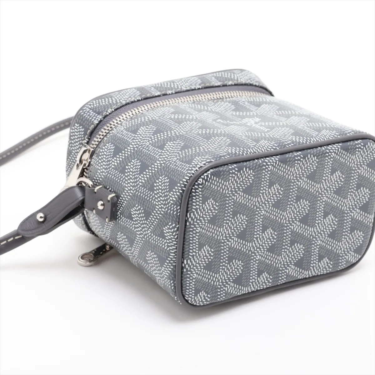 Muse Nano Vanity PVC x Leather 2-Way Vanity Bag, Gray — view 4