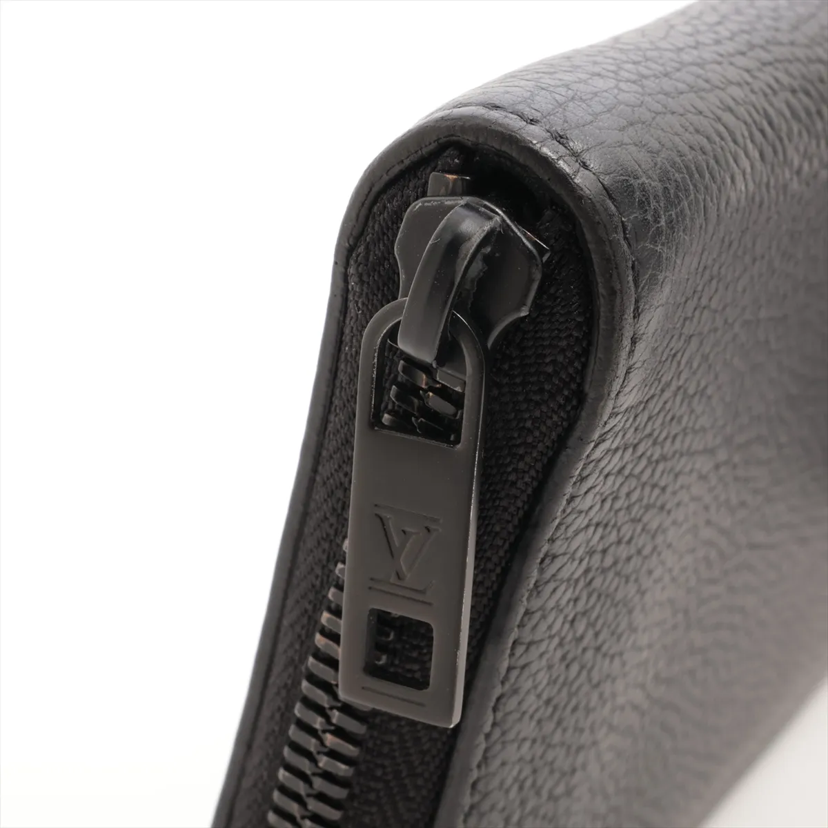 LV Aerogram Zippy Wallet Vertical M81743 Noir Round Zip Wallet (RFID detected) — view 11