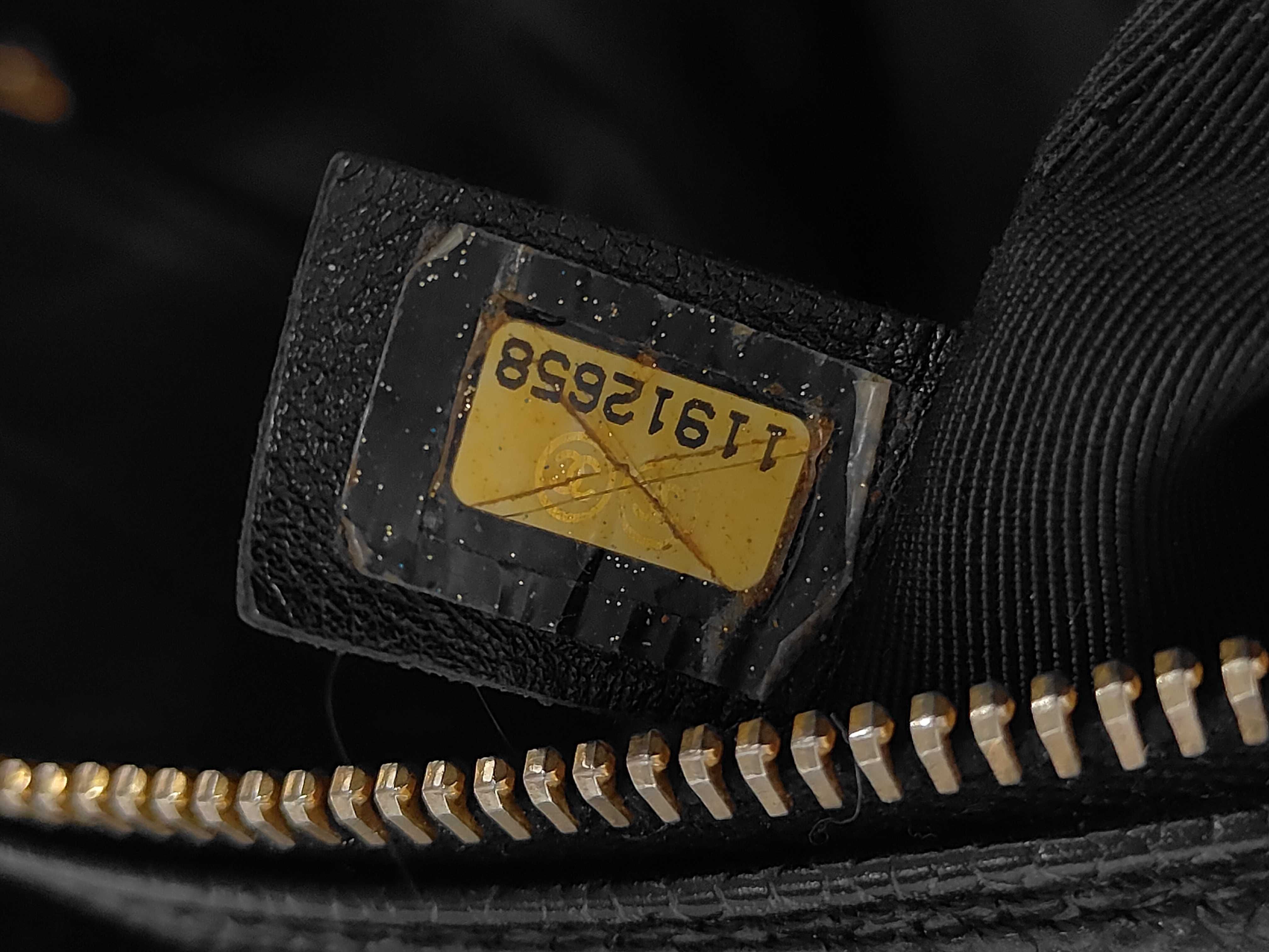 Matelassé Caviar Skin Chain Shoulder Bag (with original seal) 1912658 — view 12