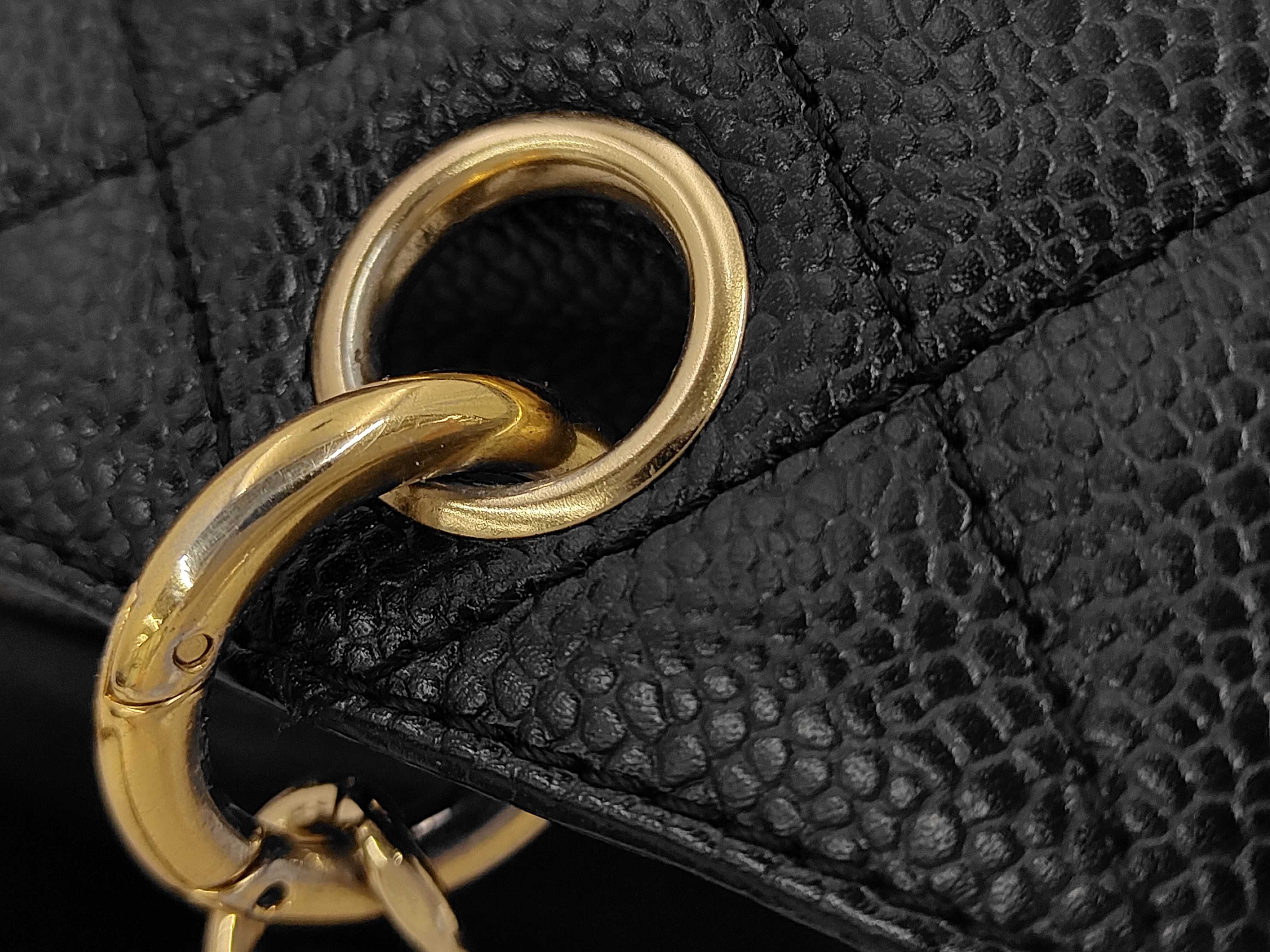 Matelassé Caviar Skin Chain Shoulder Bag (with original seal) 1912658 — view 6